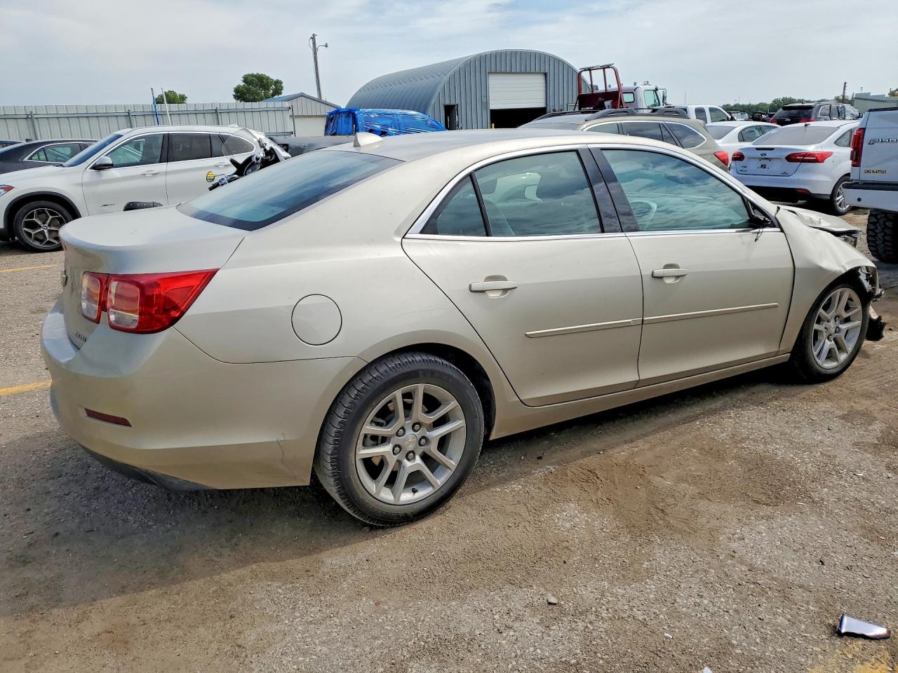 2014 Chevrolet Malibu 1lt Tan vin: 1G11C5SL6EF241557
