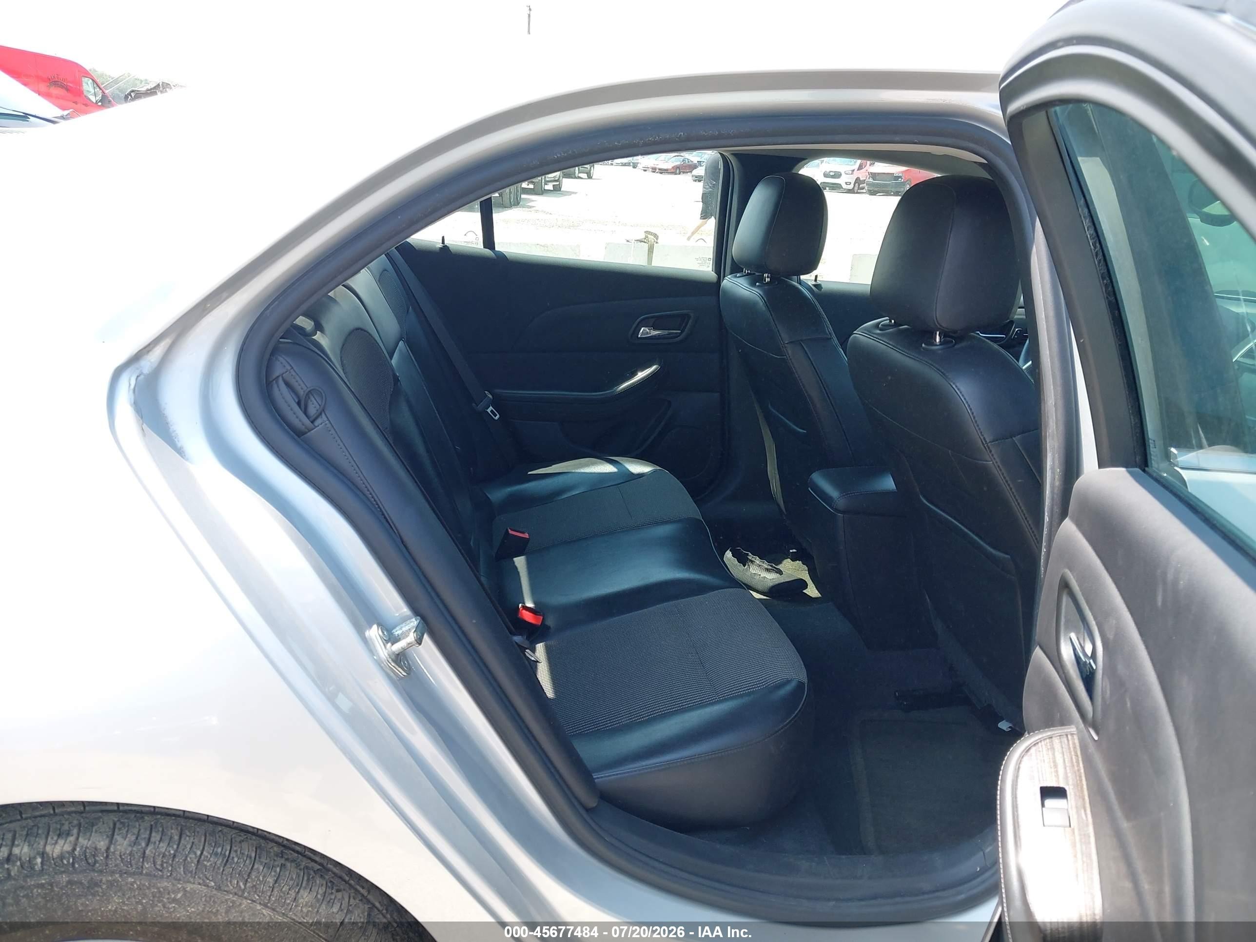 2014 Chevrolet Malibu 1lt Silver vin: 1G11C5SL6EF271688