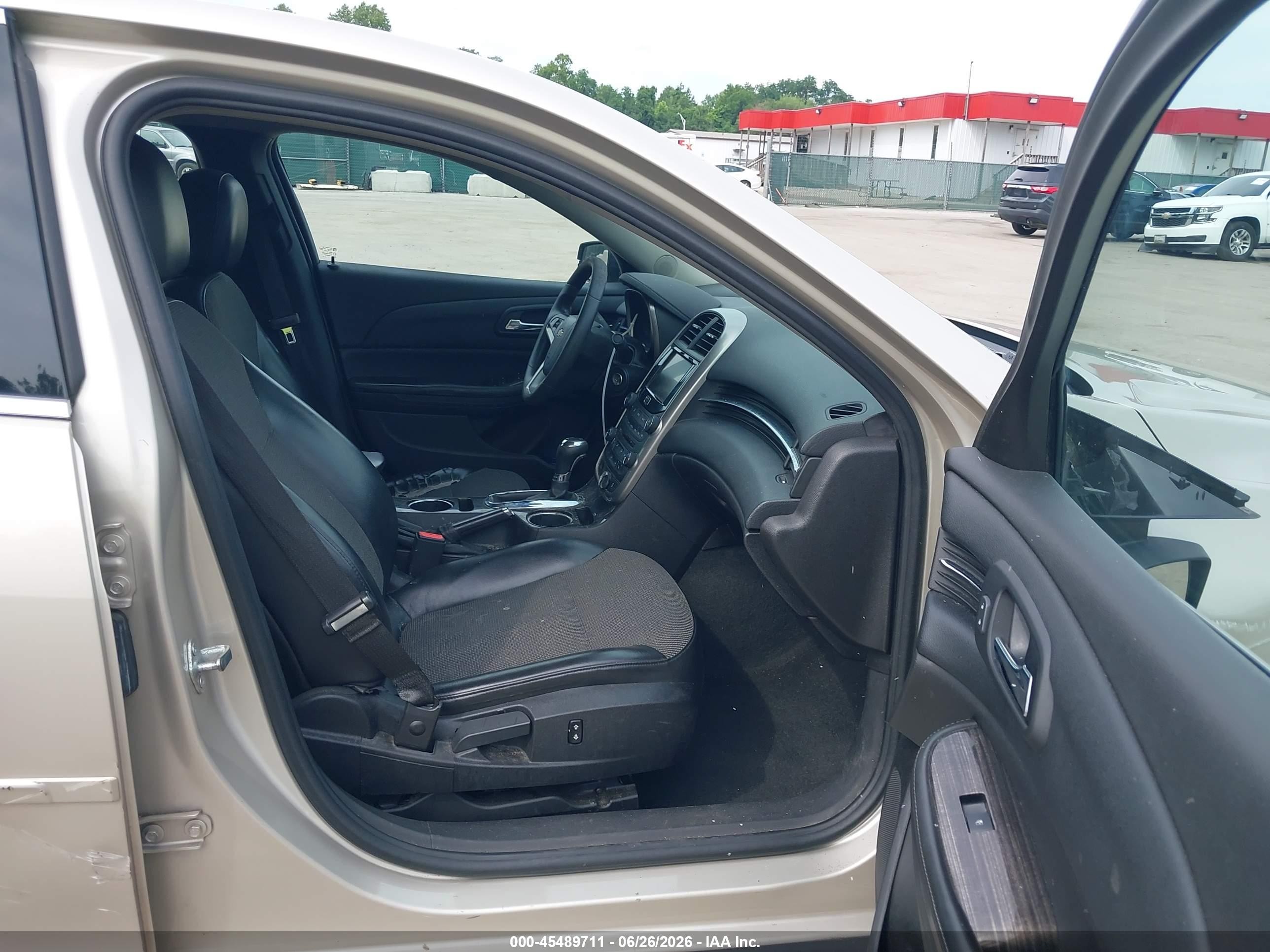 2015 Chevrolet Malibu 1lt Gold vin: 1G11C5SL6FF107911