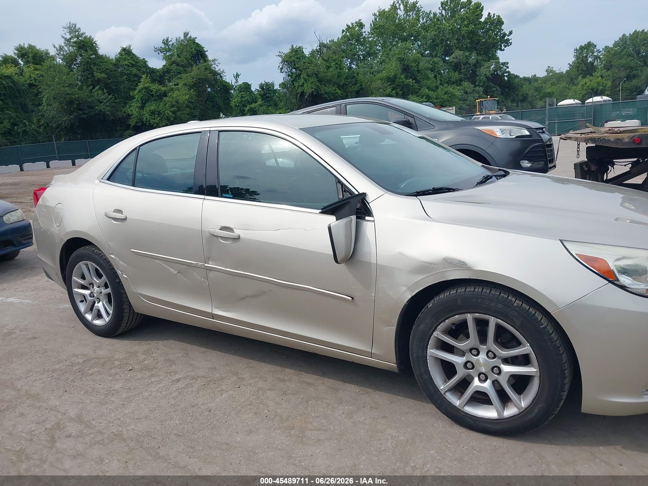2015 Chevrolet Malibu 1lt Gold vin: 1G11C5SL6FF107911