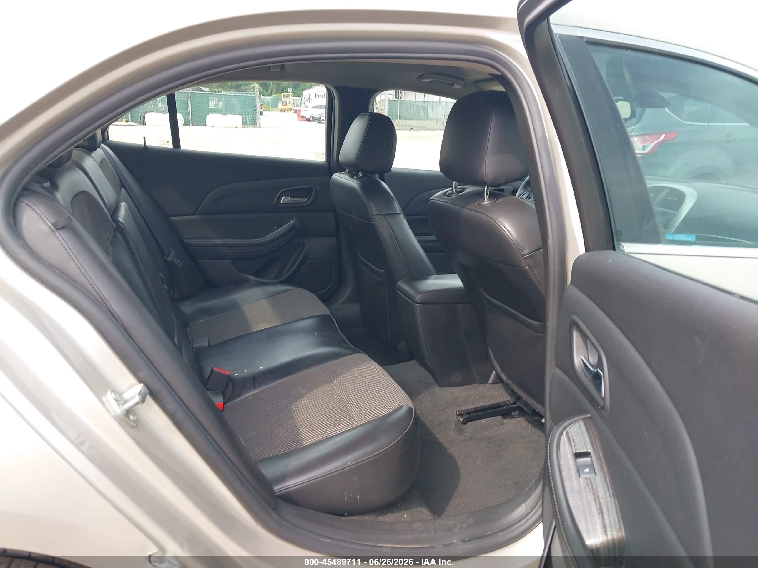 2015 Chevrolet Malibu 1lt Gold vin: 1G11C5SL6FF107911