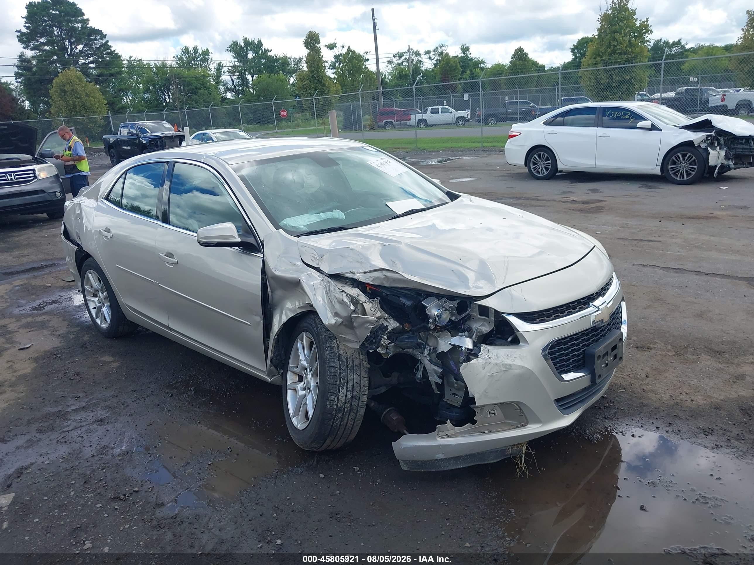 2015 Chevrolet Malibu 1lt Gold vin: 1G11C5SL6FF125339