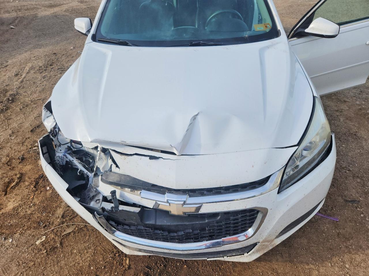 2015 Chevrolet Malibu White vin: 1G11C5SL6FF215235