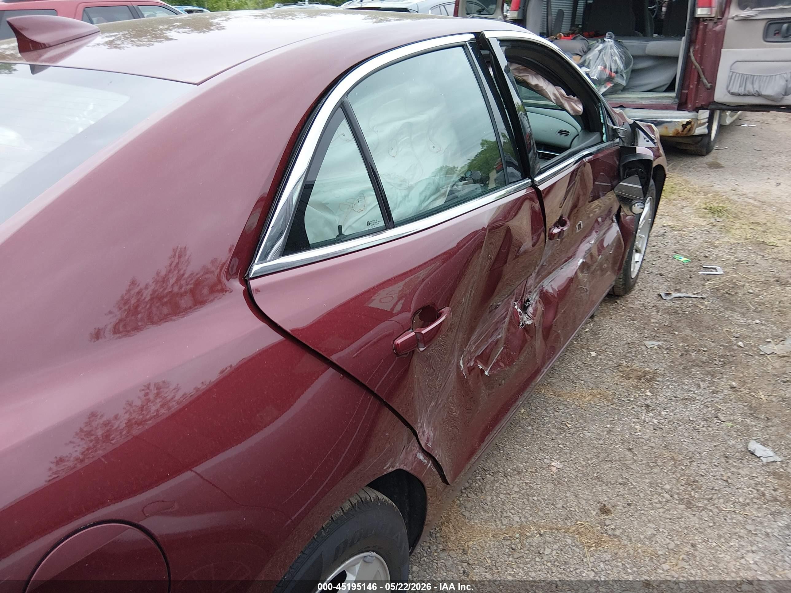 2015 Chevrolet Malibu 1lt Maroon vin: 1G11C5SL6FF220581