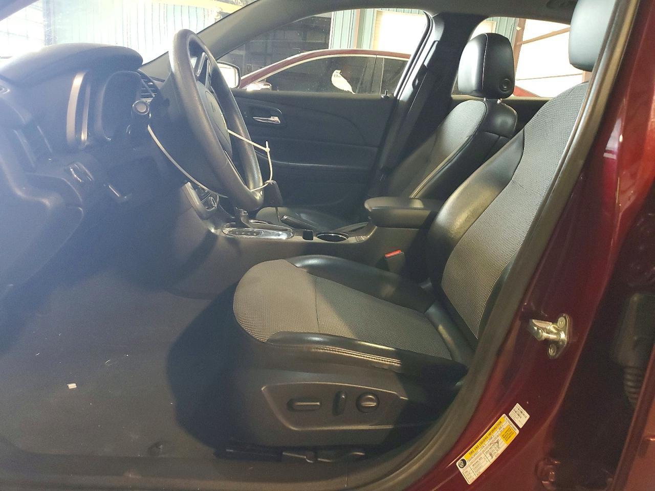 2015 Chevrolet Malibu 1lt Burgundy vin: 1G11C5SL6FF346665