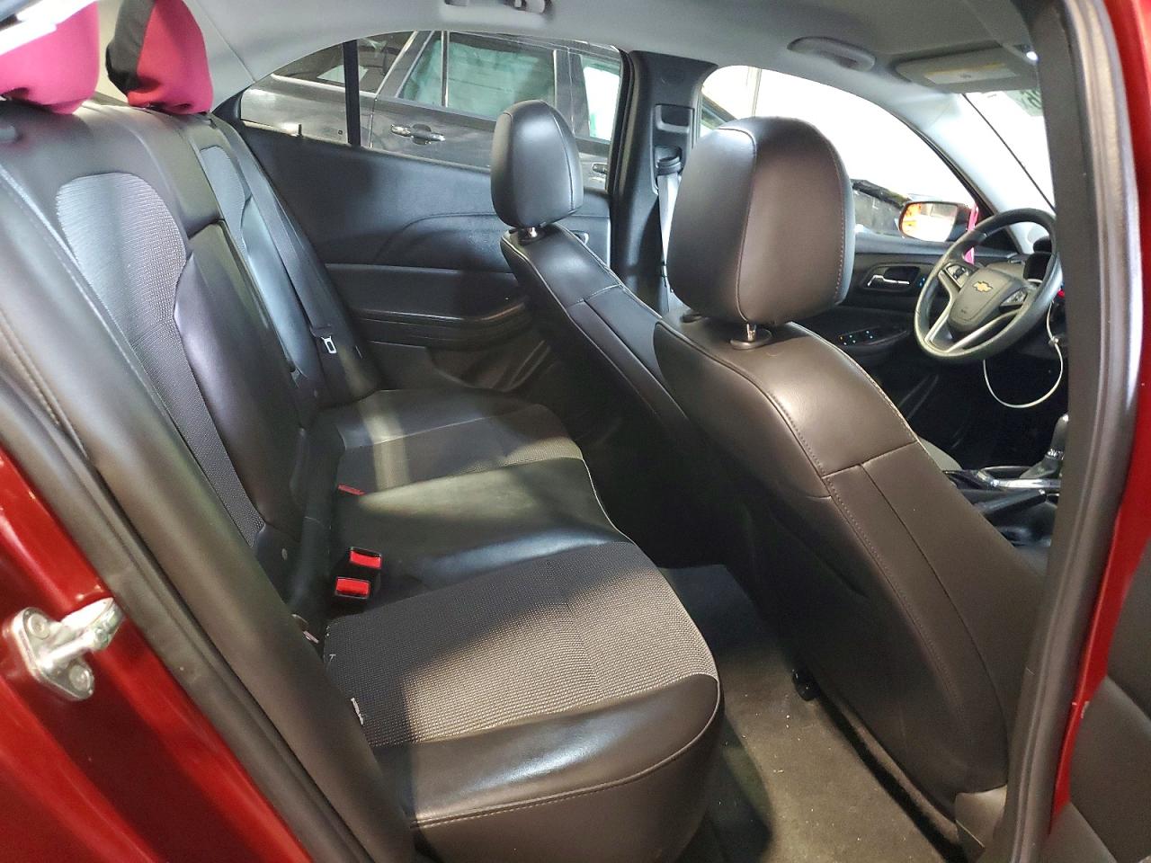 2015 Chevrolet Malibu 1lt Burgundy vin: 1G11C5SL6FF346665