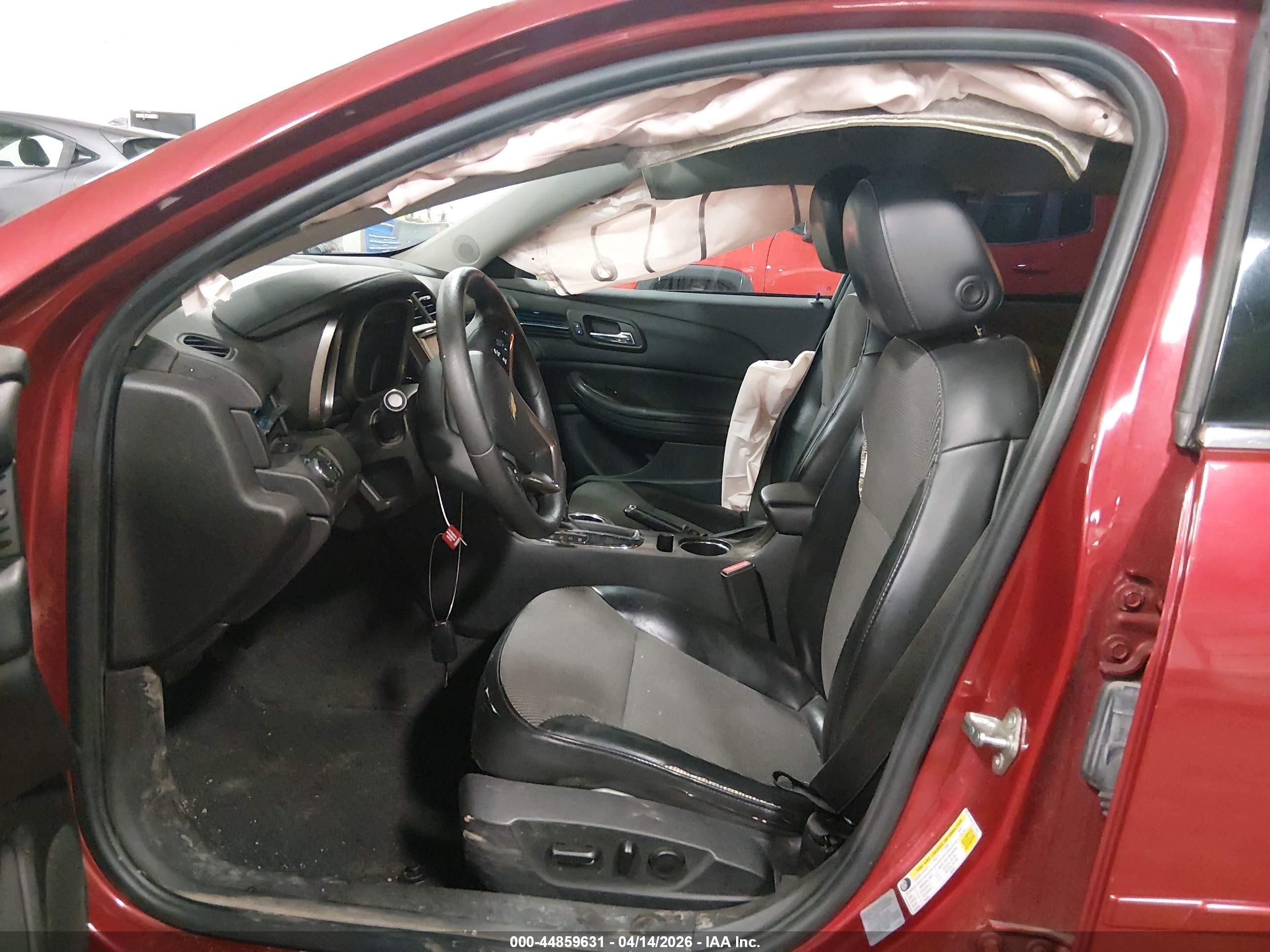 2014 Chevrolet Malibu 1lt Red vin: 1G11C5SL7EF115255