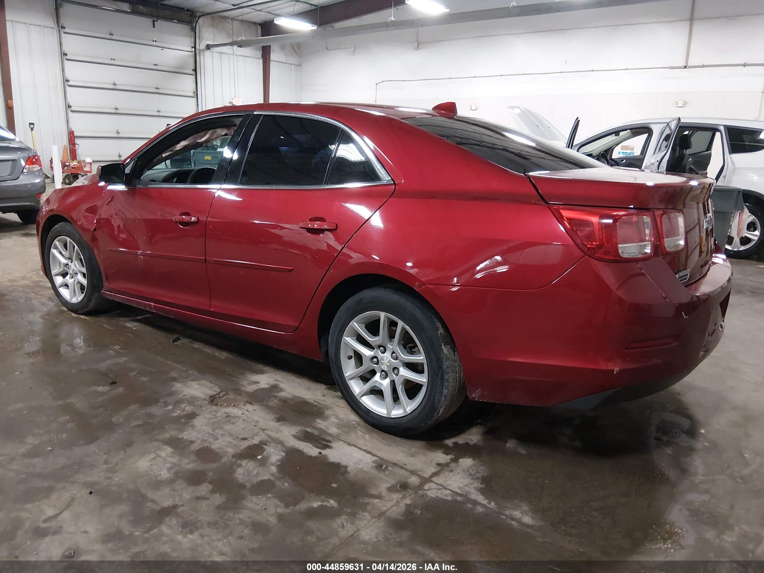 2014 Chevrolet Malibu 1lt Red vin: 1G11C5SL7EF115255