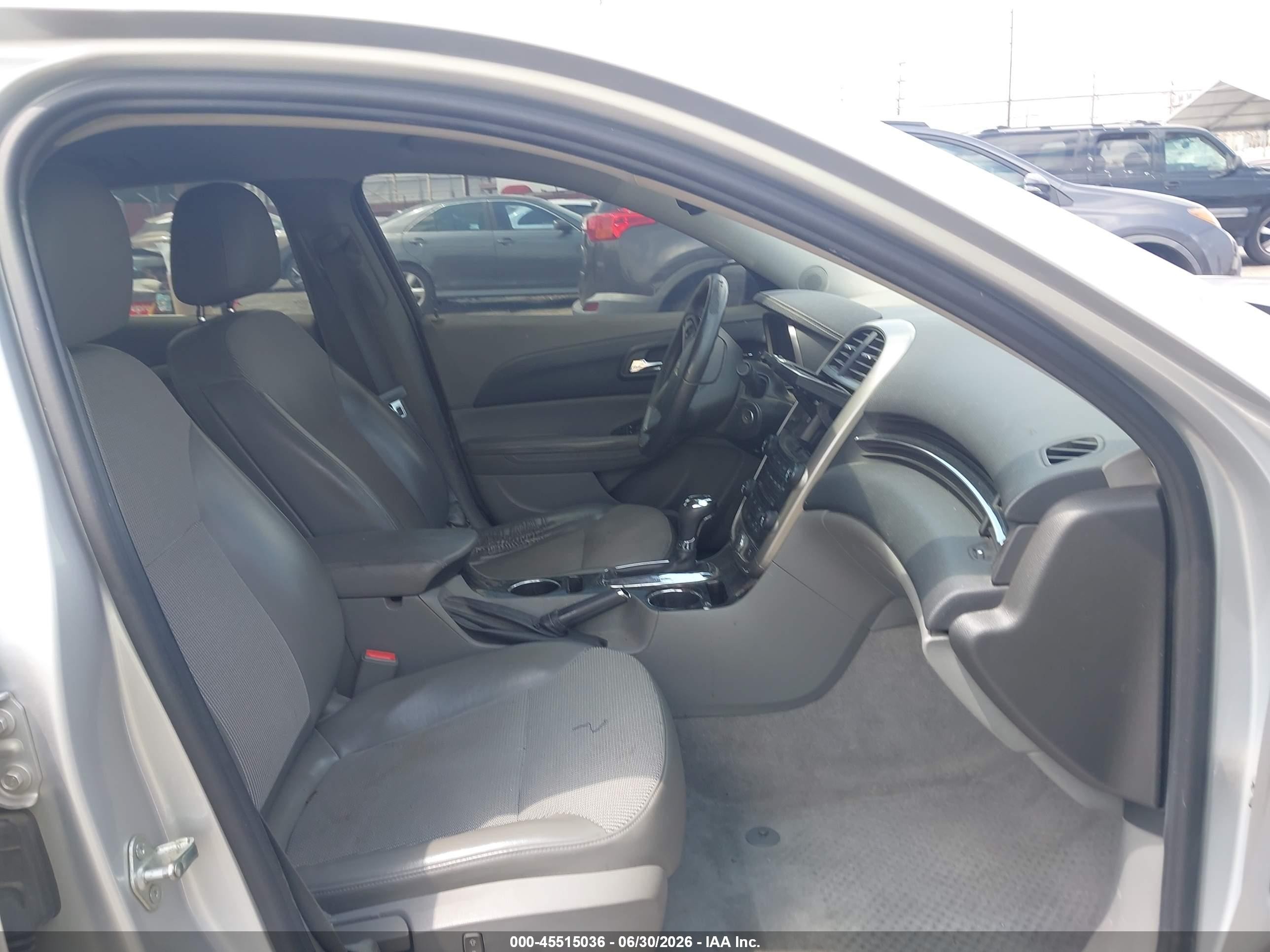 2014 Chevrolet Malibu 1lt Silver vin: 1G11C5SL7EF210219
