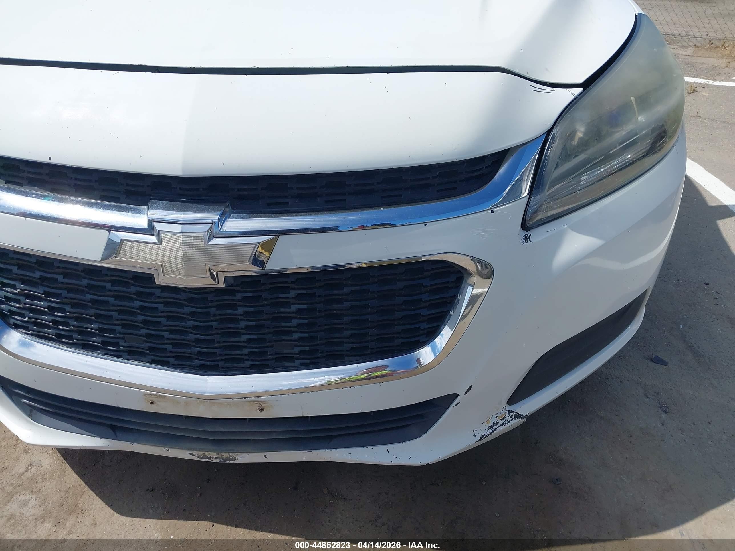 2014 Chevrolet Malibu 1lt White vin: 1G11C5SL7EF304861