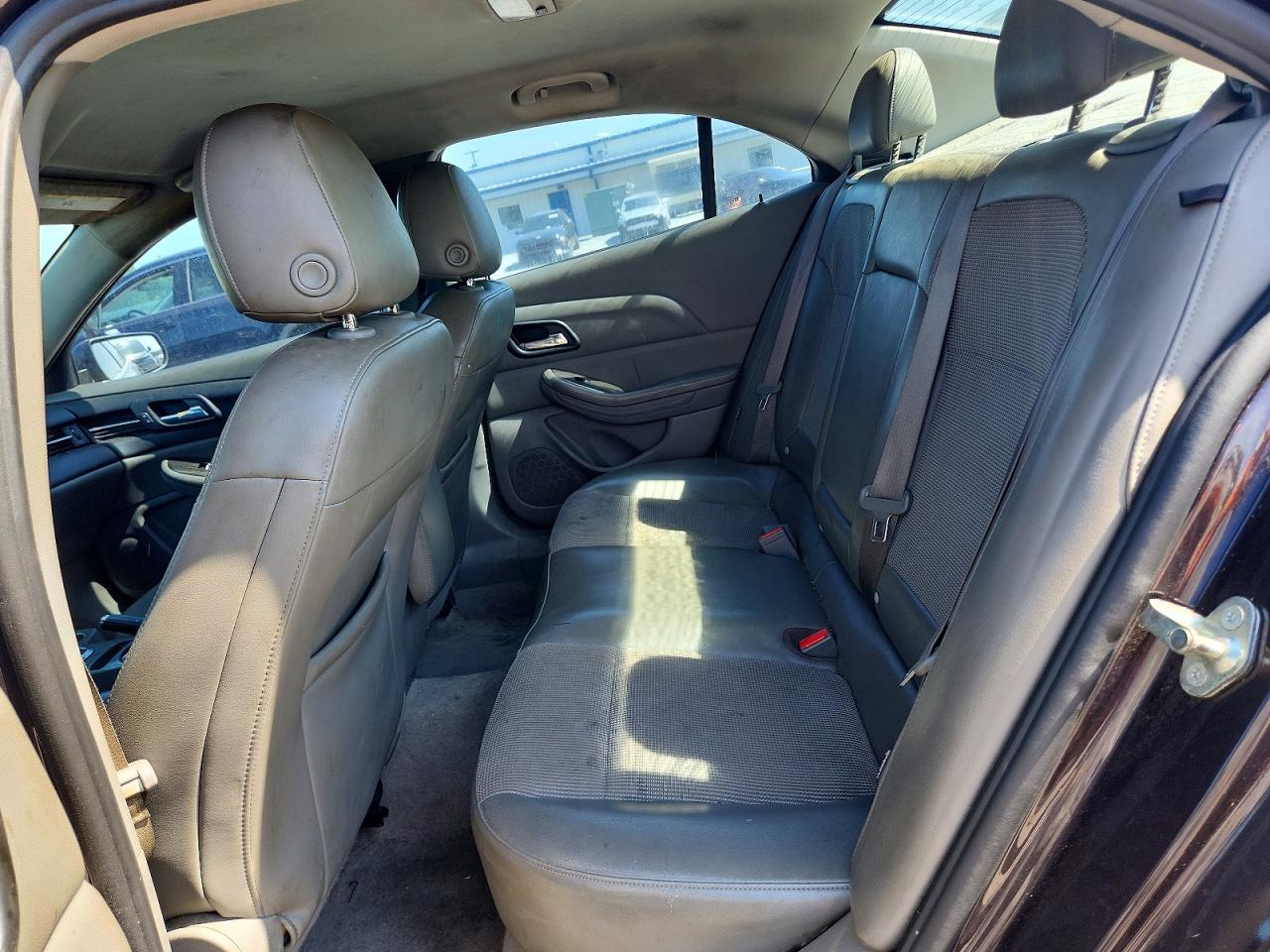 2015 Chevrolet Malibu 1lt Brown vin: 1G11C5SL7FF144675