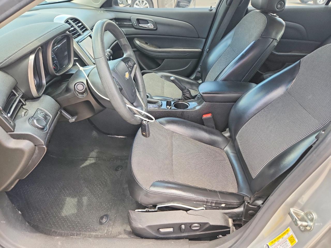 2015 Chevrolet Malibu 1lt Silver vin: 1G11C5SL7FF184657