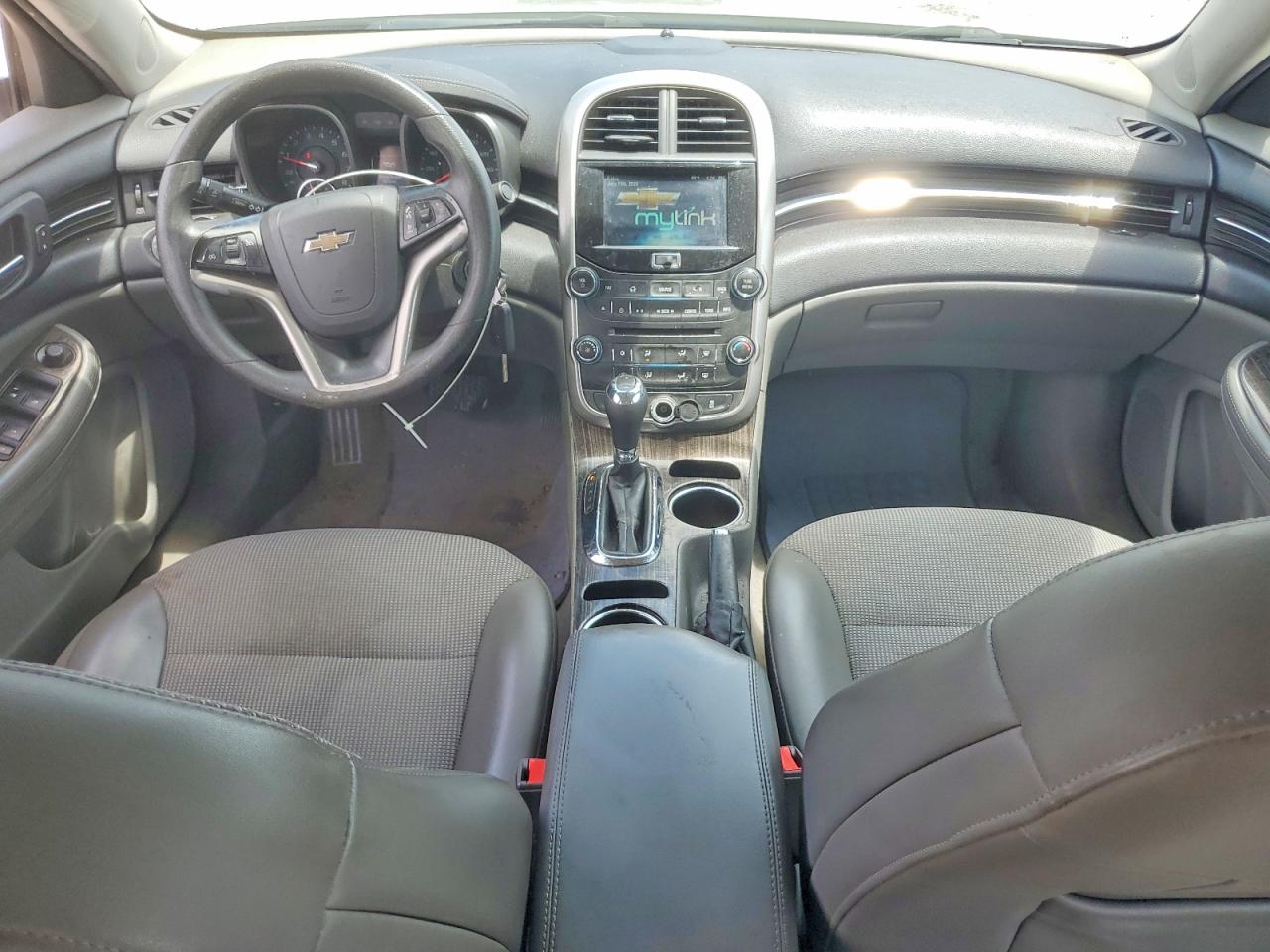 2015 Chevrolet Malibu 1lt Cream vin: 1G11C5SL7FF287495