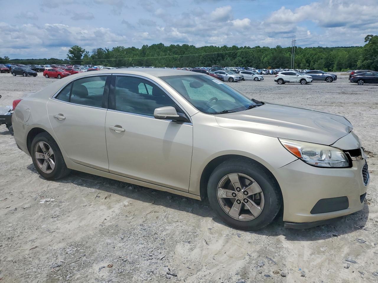 2015 Chevrolet Malibu 1lt Cream vin: 1G11C5SL7FF287495