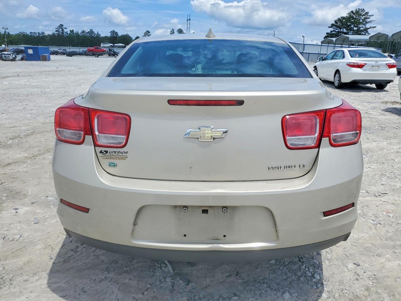 2015 Chevrolet Malibu 1lt Cream vin: 1G11C5SL7FF287495