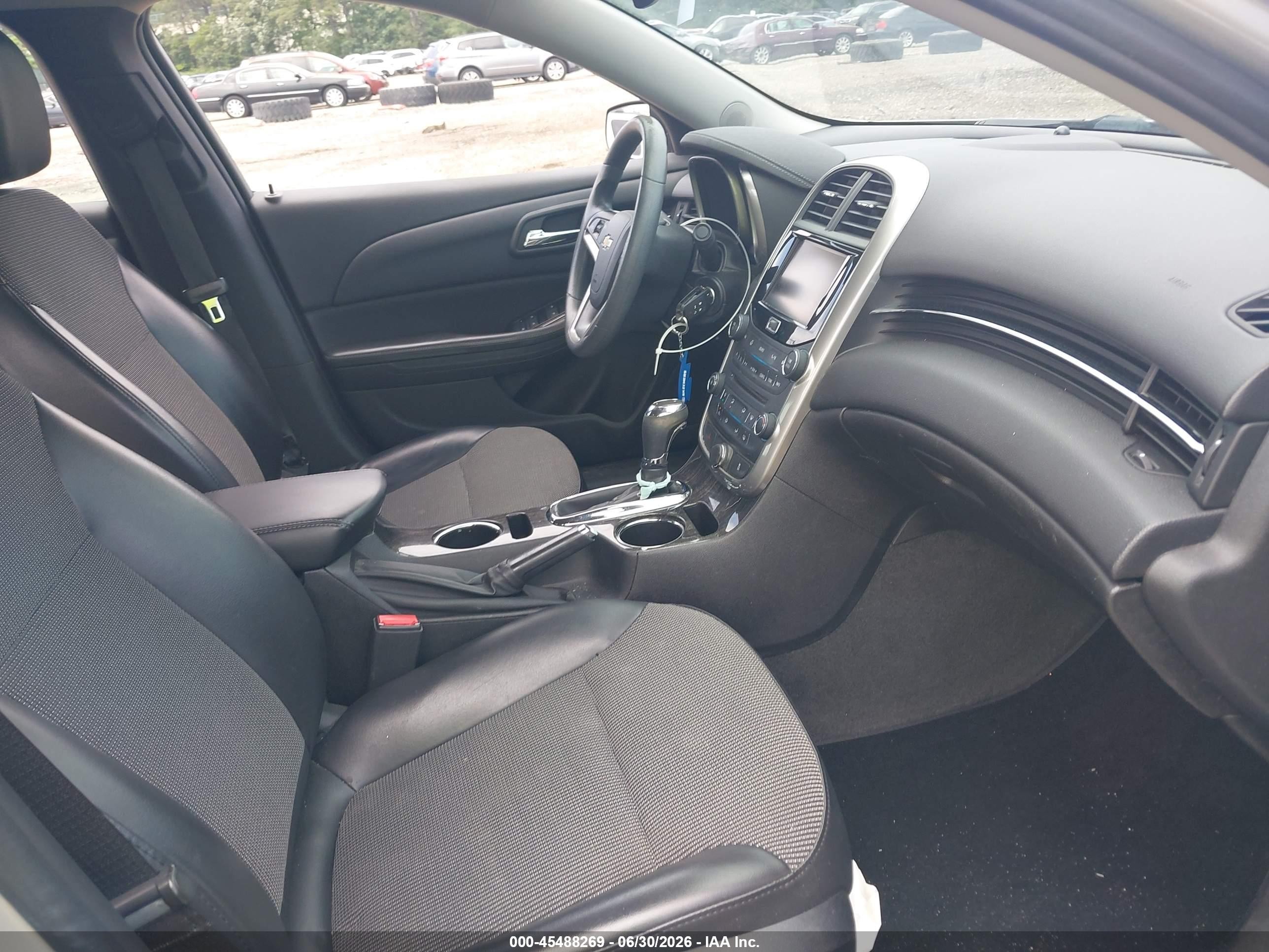 2015 Chevrolet Malibu 1lt Silver vin: 1G11C5SL7FF296729