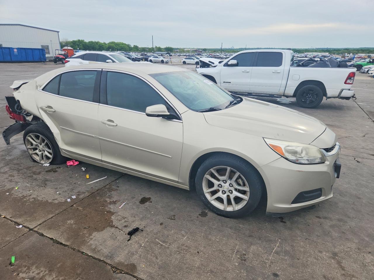 2015 Chevrolet Malibu 1lt Beige vin: 1G11C5SL7FF299842