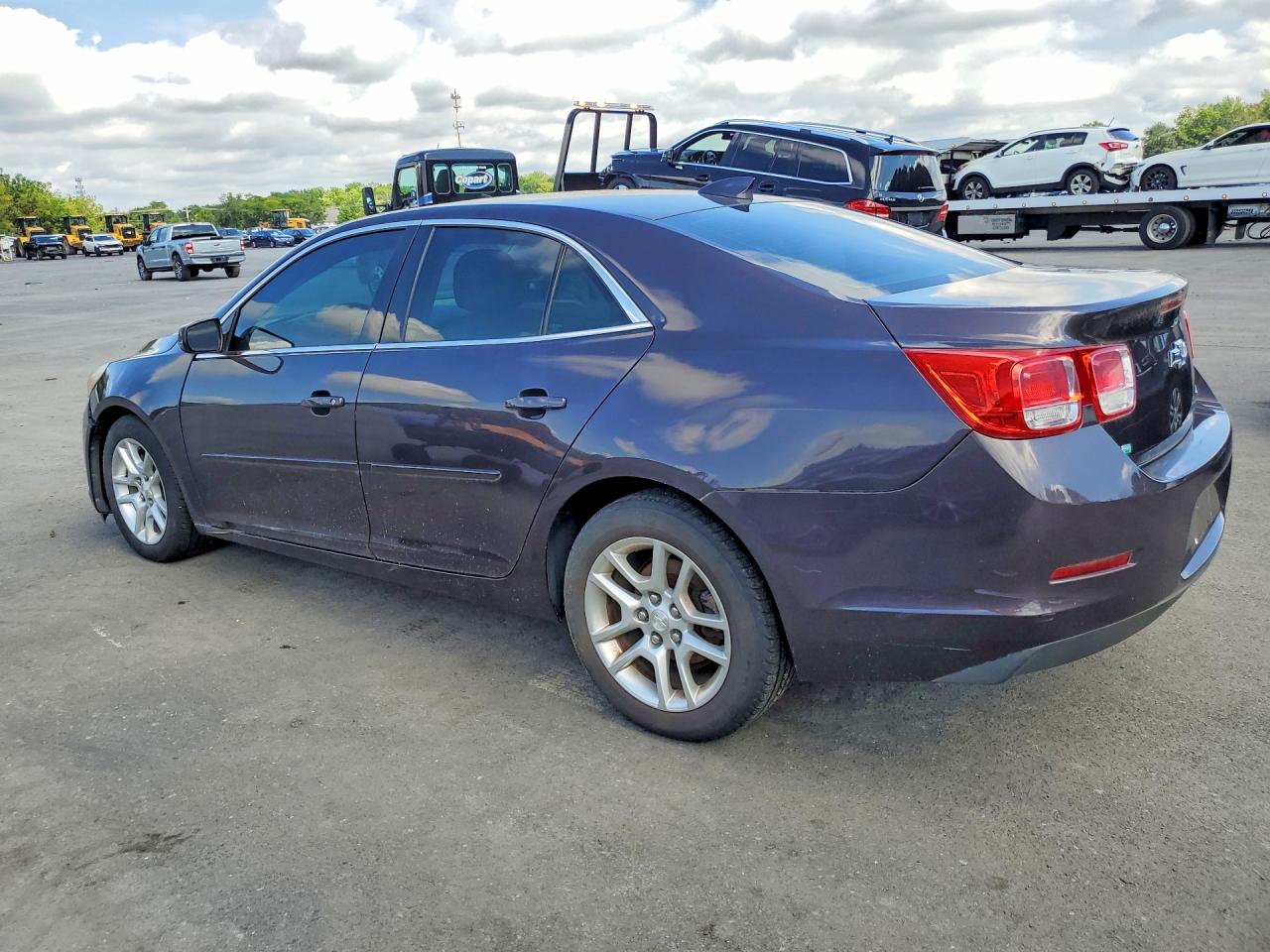 2015 Chevrolet Malibu 1lt Фиолетовый vin: 1G11C5SL7FF312153