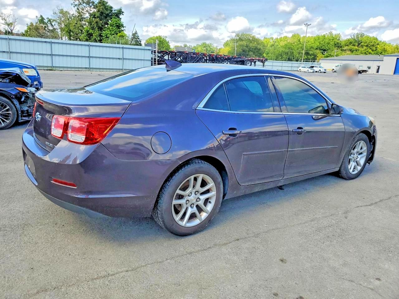 2015 Chevrolet Malibu 1lt Фиолетовый vin: 1G11C5SL7FF312153