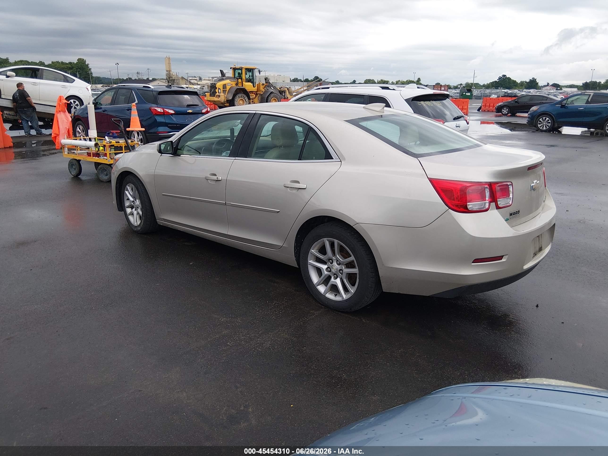 2015 Chevrolet Malibu 1lt Gold vin: 1G11C5SL7FF325419