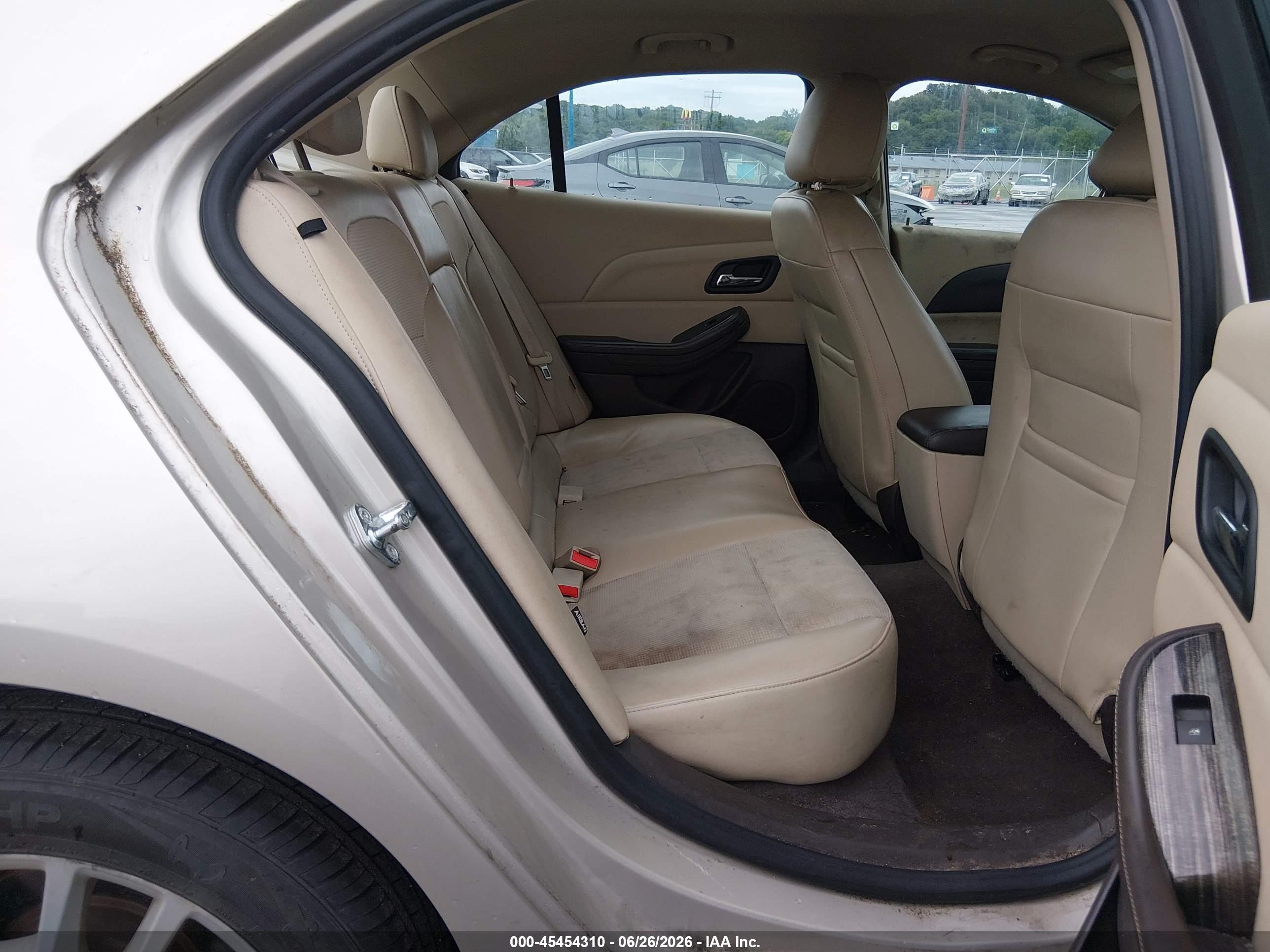 2015 Chevrolet Malibu 1lt Gold vin: 1G11C5SL7FF325419