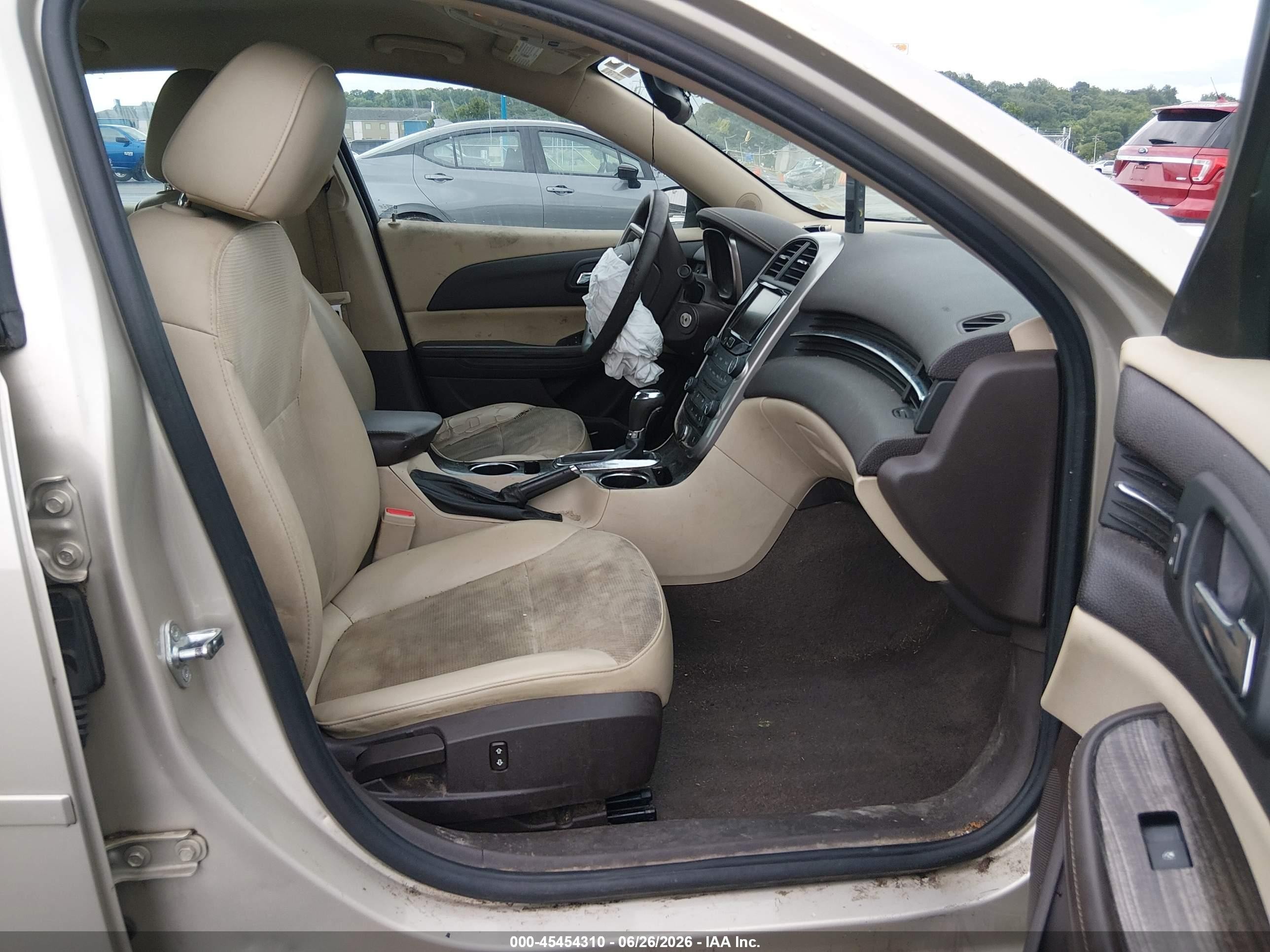 2015 Chevrolet Malibu 1lt Gold vin: 1G11C5SL7FF325419