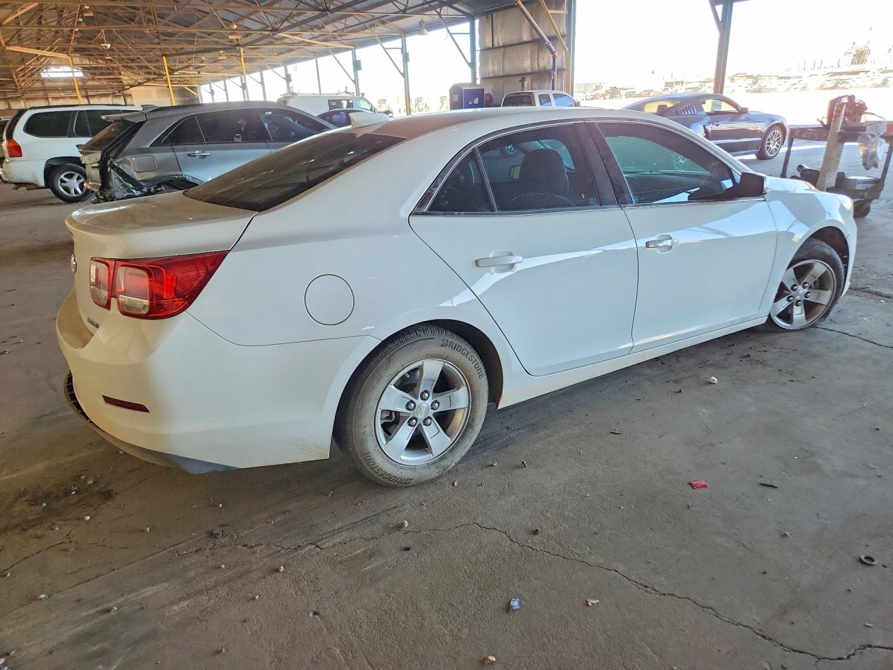 2015 Chevrolet Malibu 1lt White vin: 1G11C5SL7FF345735