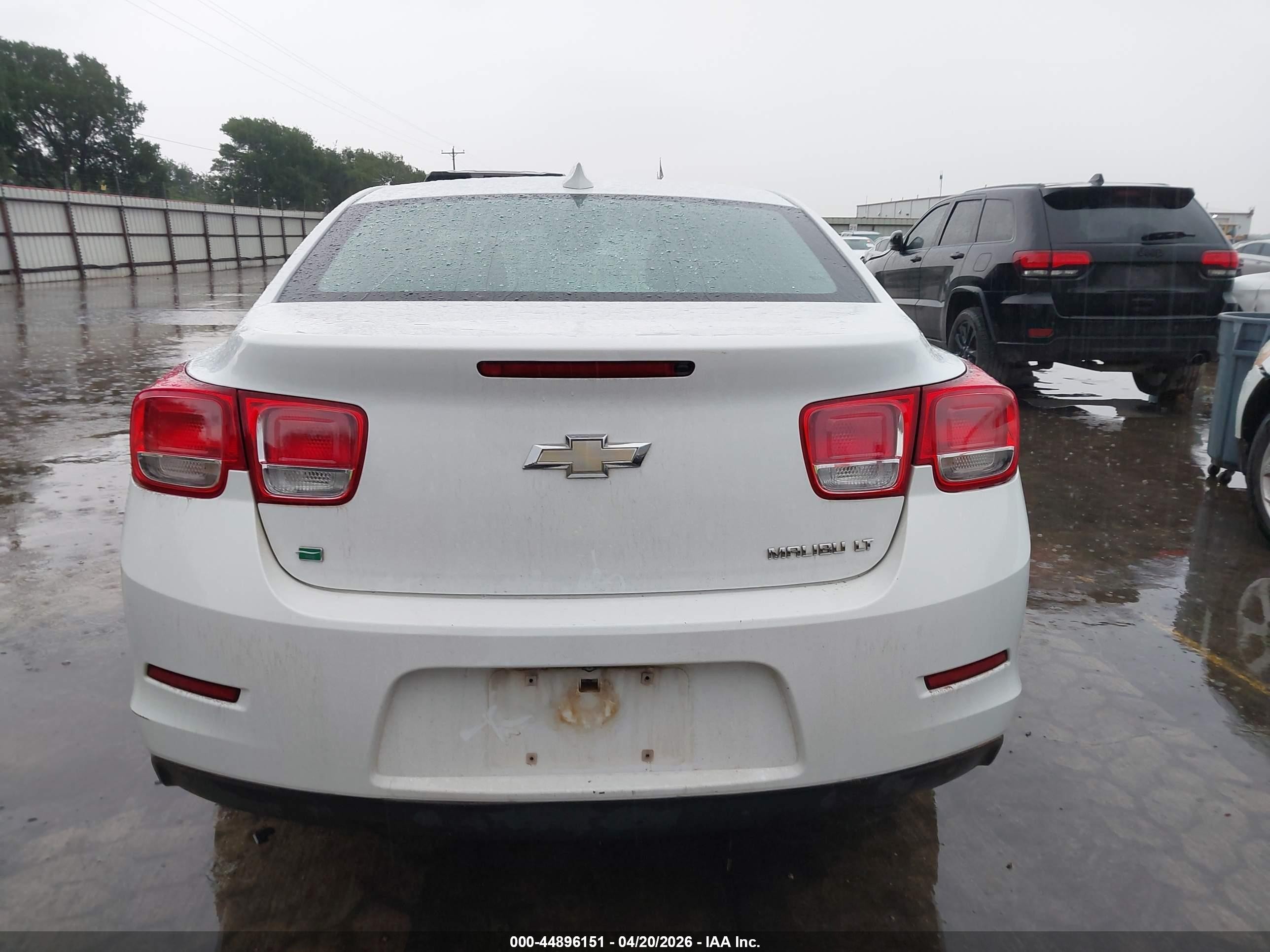 2015 Chevrolet Malibu 1lt White vin: 1G11C5SL7FF349395