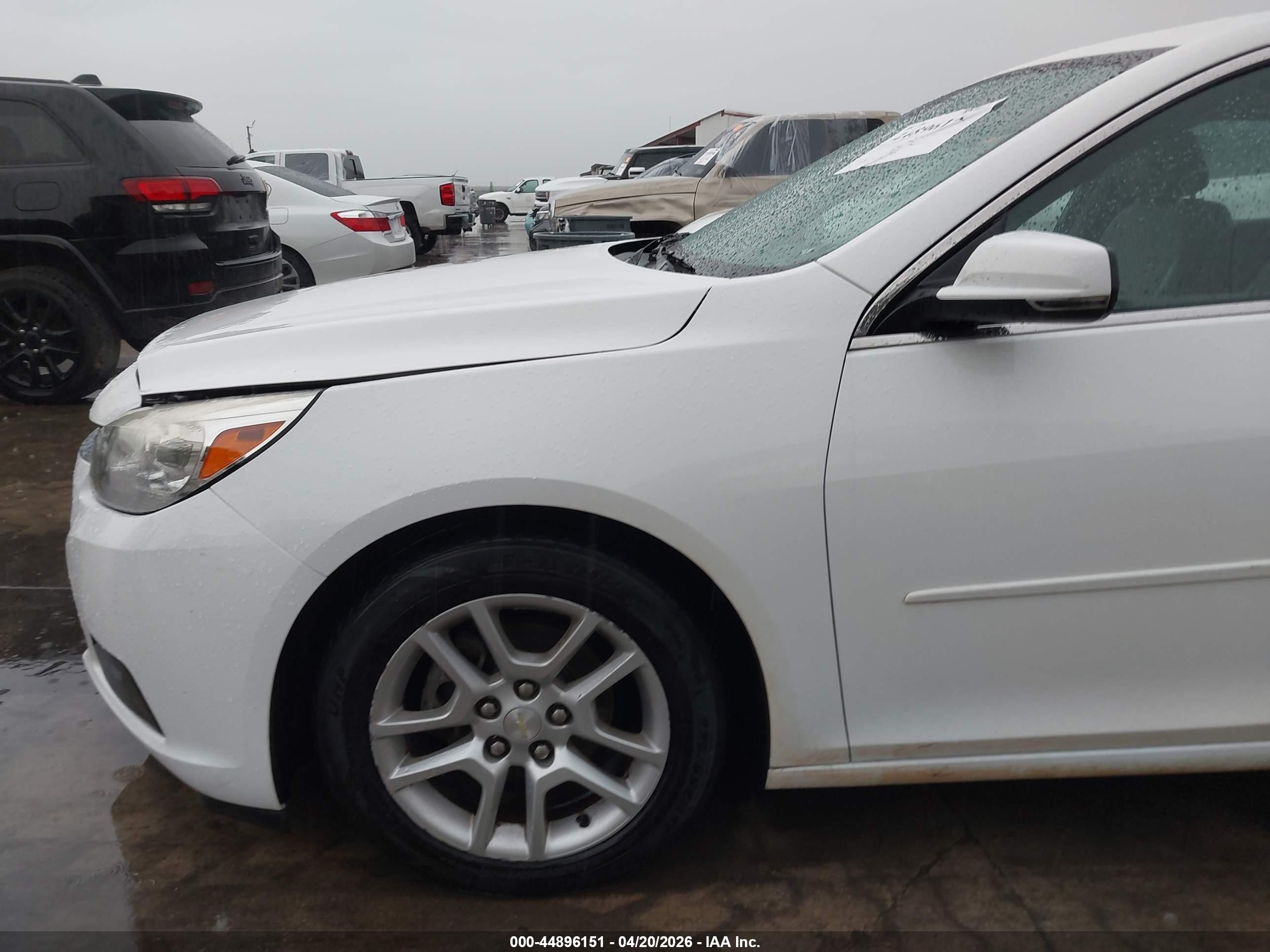 2015 Chevrolet Malibu 1lt White vin: 1G11C5SL7FF349395