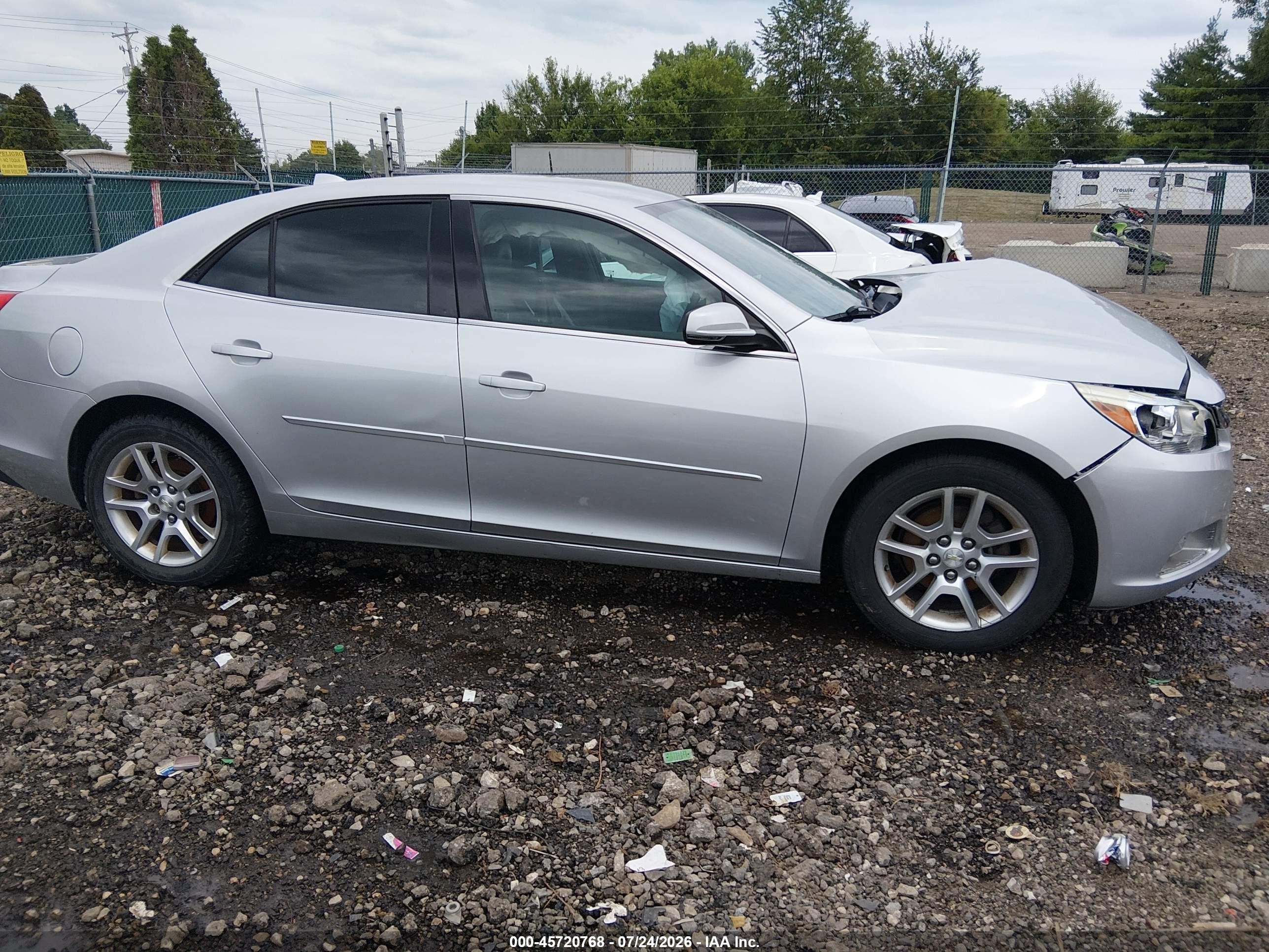 2014 Chevrolet Malibu 1lt Серебряный vin: 1G11C5SL8EF131559