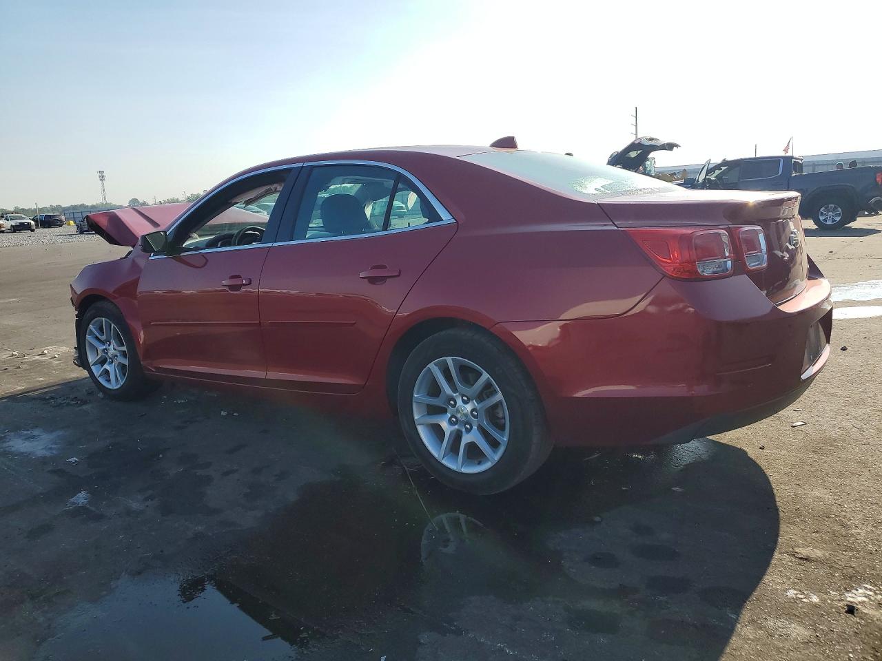 2014 Chevrolet Malibu 1lt Red vin: 1G11C5SL8EF162844