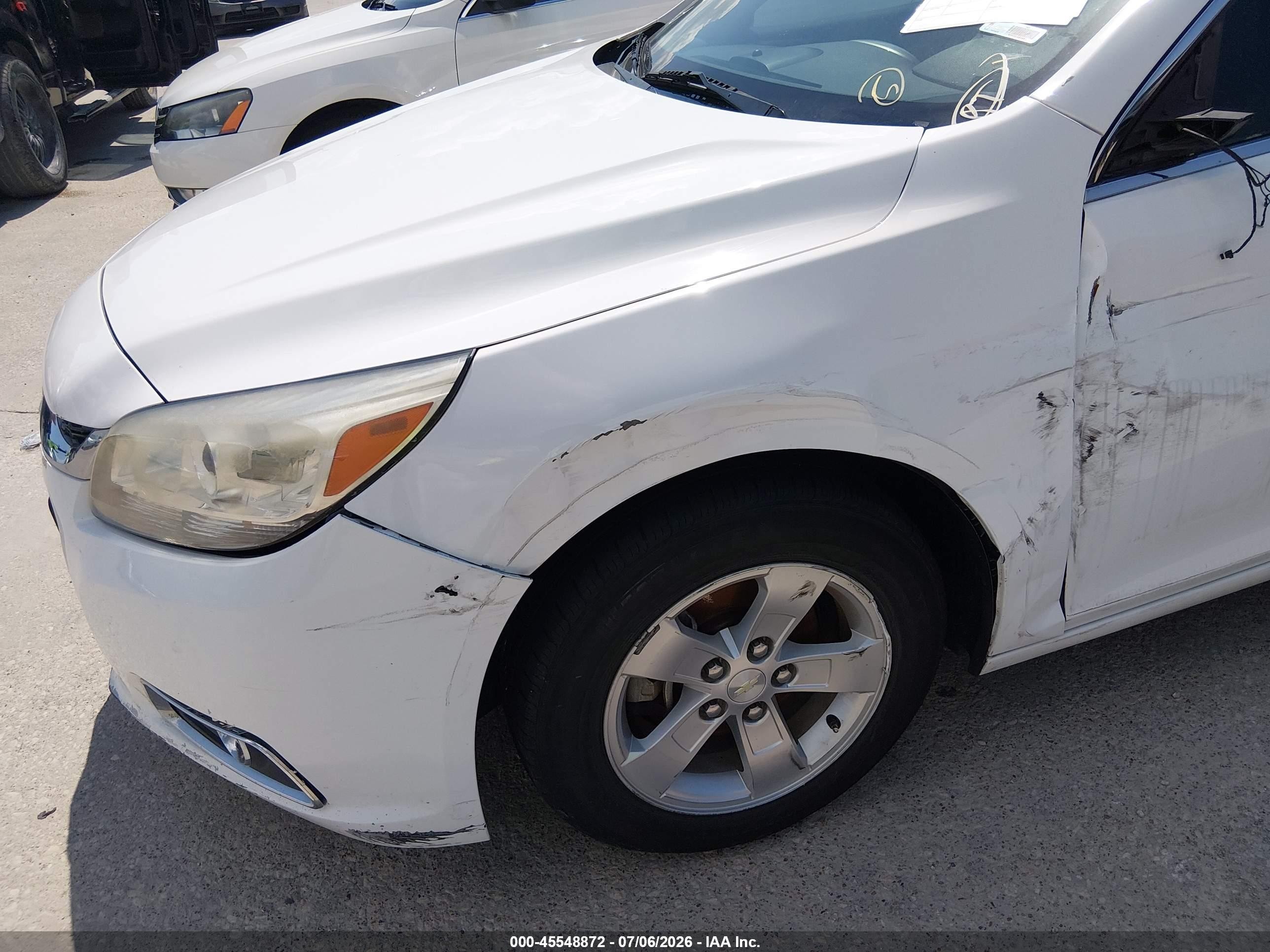 2014 Chevrolet Malibu 1lt Cream vin: 1G11C5SL8EF229491