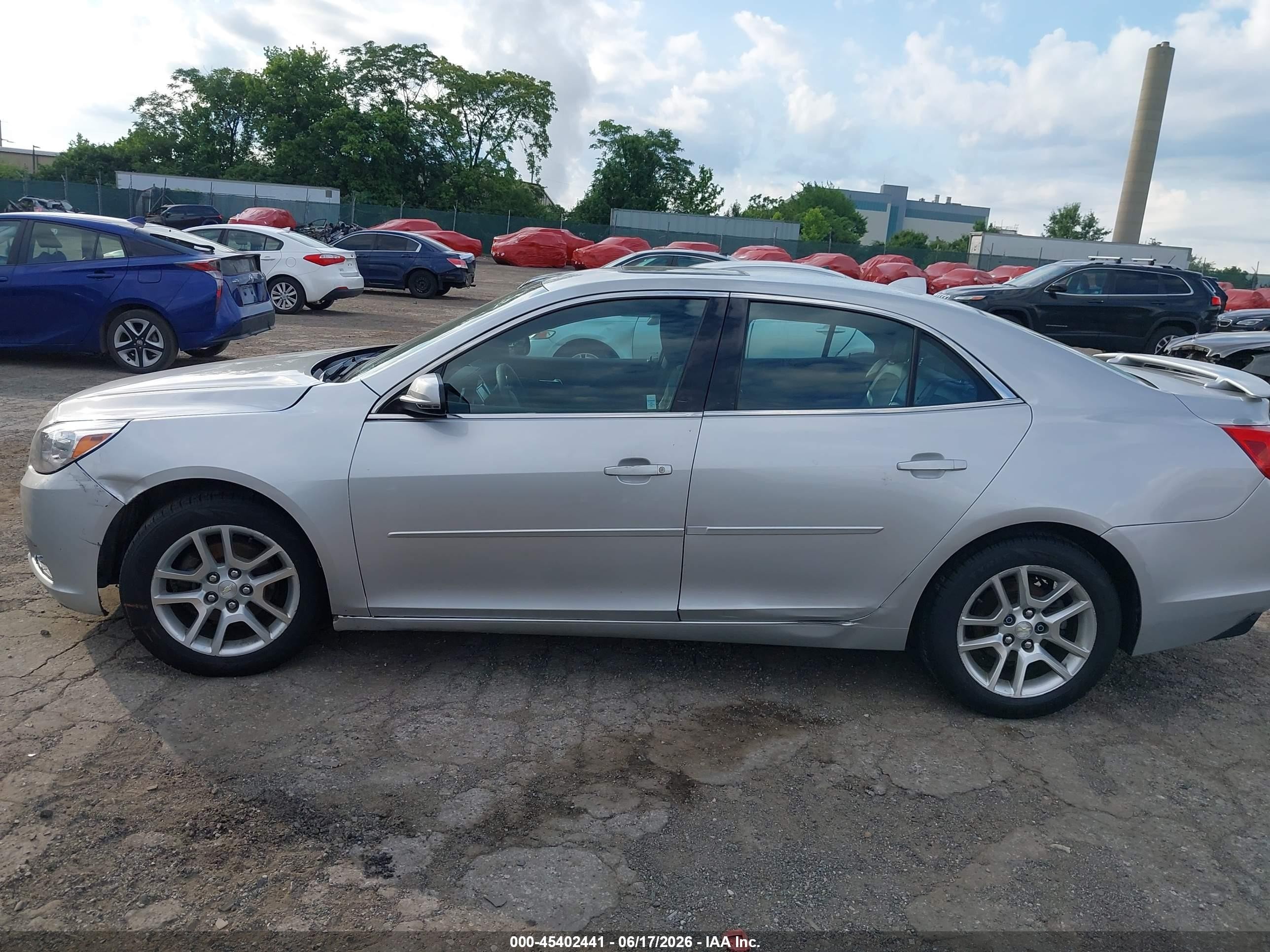 2014 Chevrolet Malibu 1lt Silver vin: 1G11C5SL8EU124204