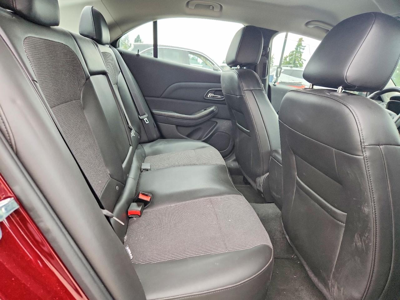 2015 Chevrolet Malibu 1lt Темно-бордовый vin: 1G11C5SL8FF101608