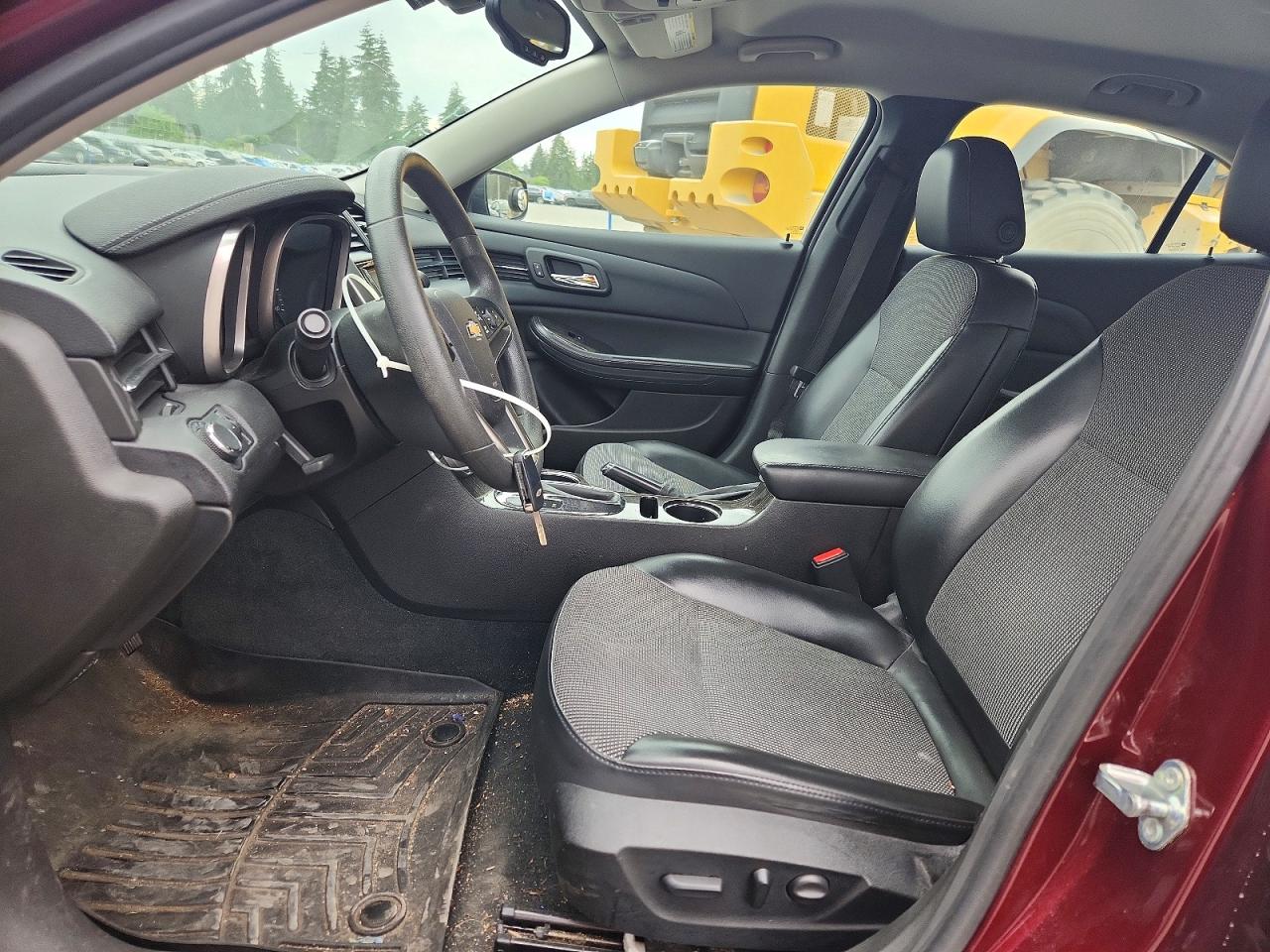 2015 Chevrolet Malibu 1lt Темно-бордовый vin: 1G11C5SL8FF101608