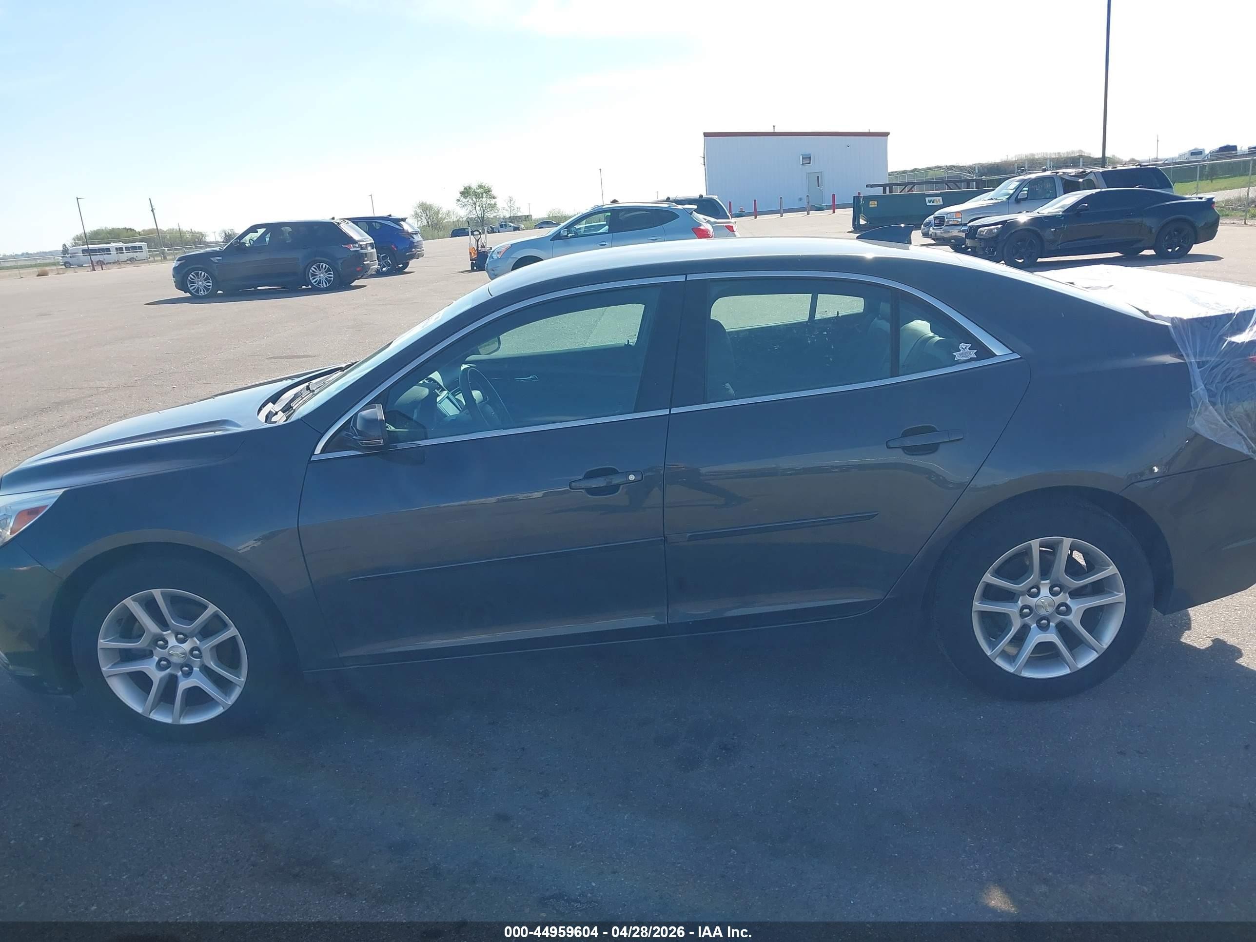 2015 Chevrolet Malibu 1lt Gray vin: 1G11C5SL8FF157497