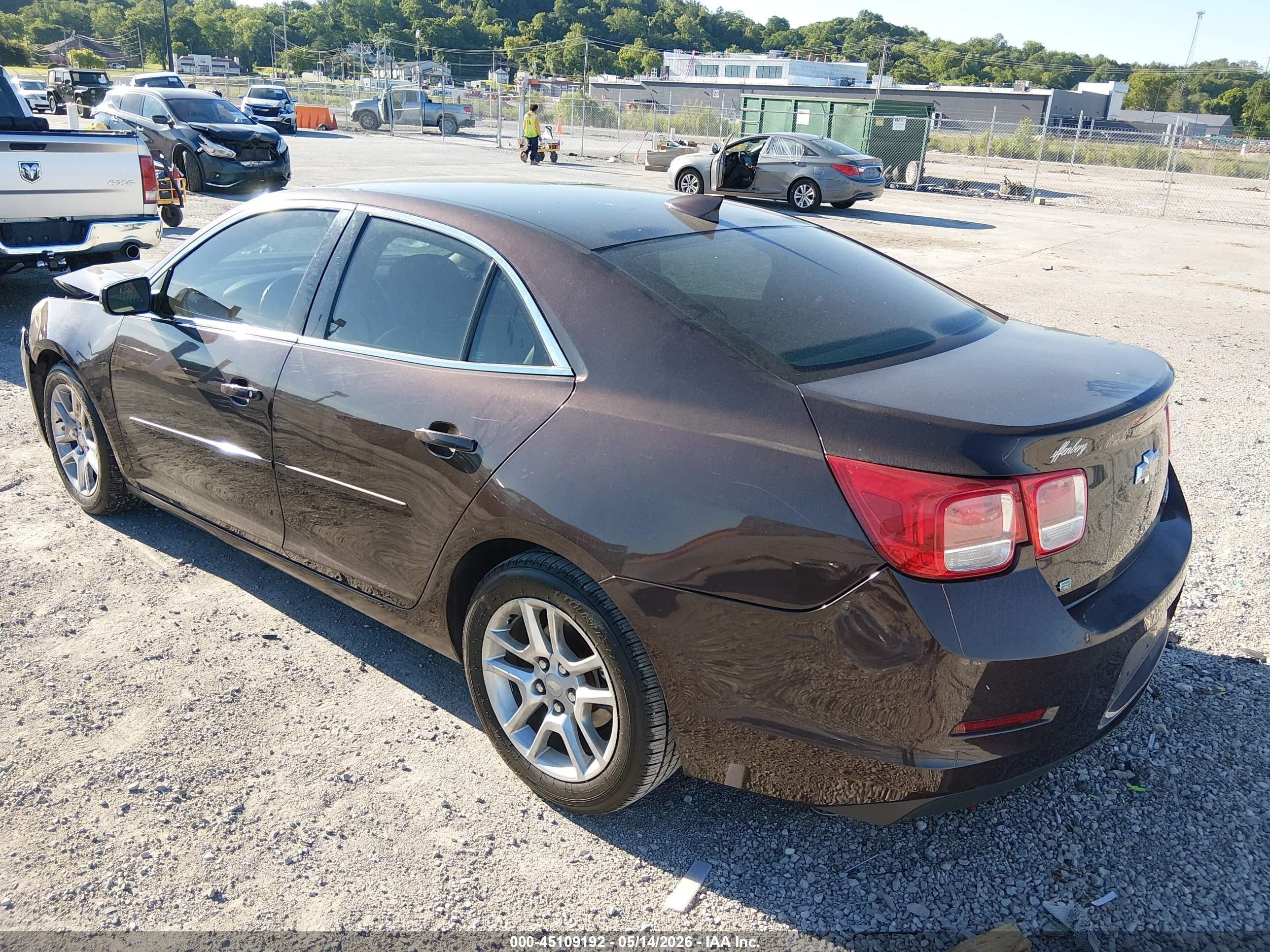 2015 Chevrolet Malibu 1lt Burgundy vin: 1G11C5SL8FF164854