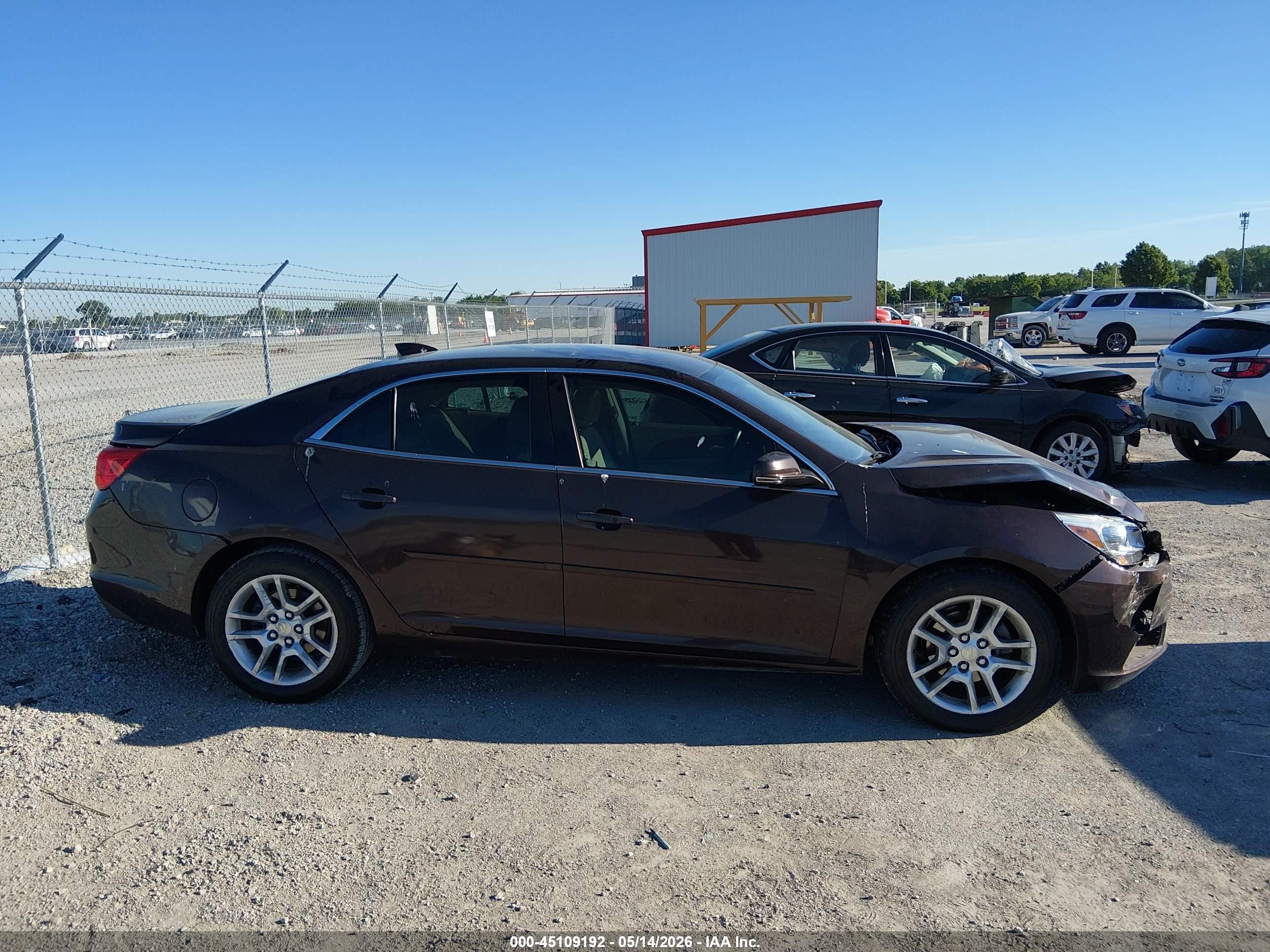 2015 Chevrolet Malibu 1lt Burgundy vin: 1G11C5SL8FF164854