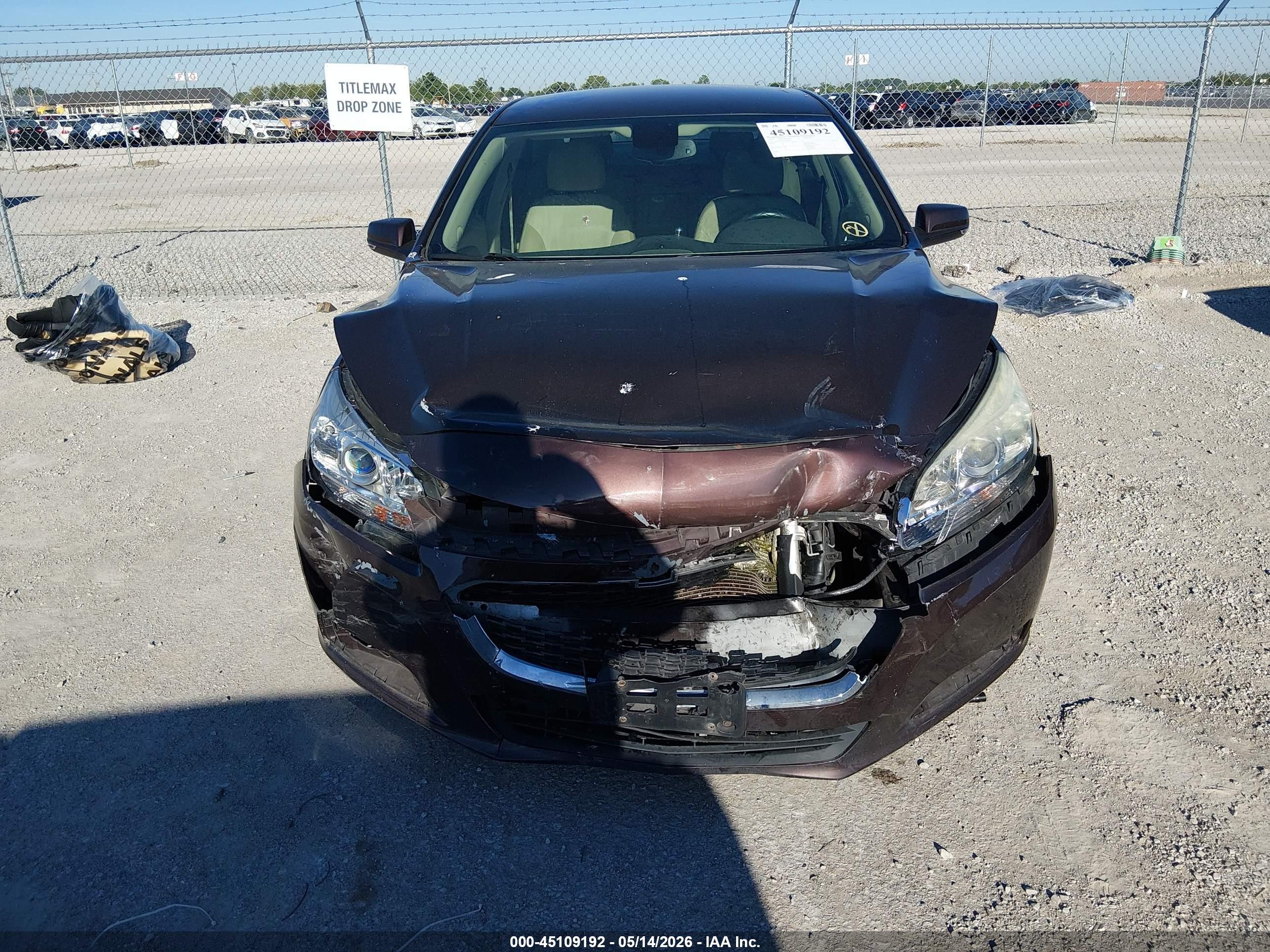 2015 Chevrolet Malibu 1lt Burgundy vin: 1G11C5SL8FF164854