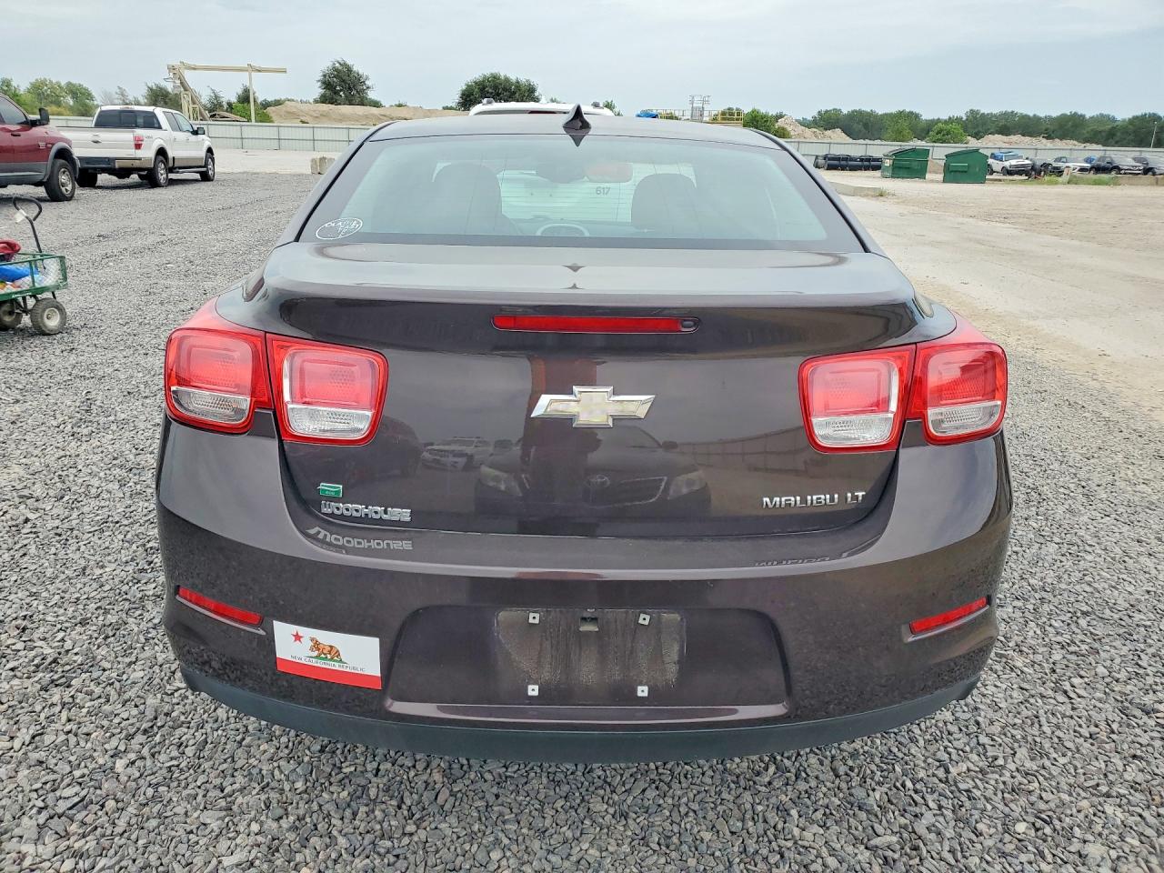 2015 Chevrolet Malibu 1lt Maroon vin: 1G11C5SL8FF171853