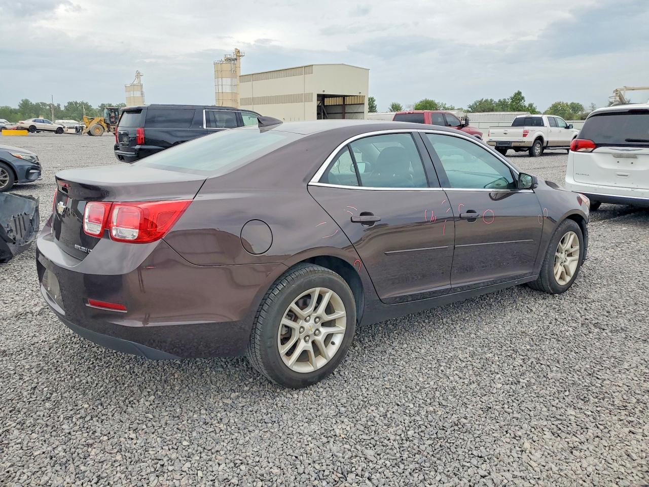 2015 Chevrolet Malibu 1lt Maroon vin: 1G11C5SL8FF171853
