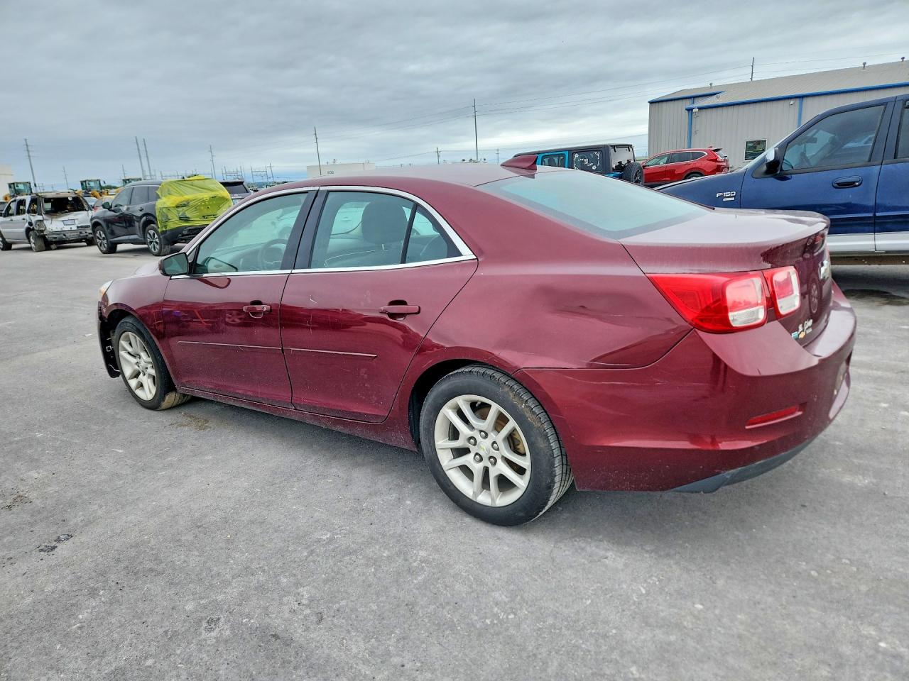 2015 Chevrolet Malibu 1lt Maroon vin: 1G11C5SL8FF198972