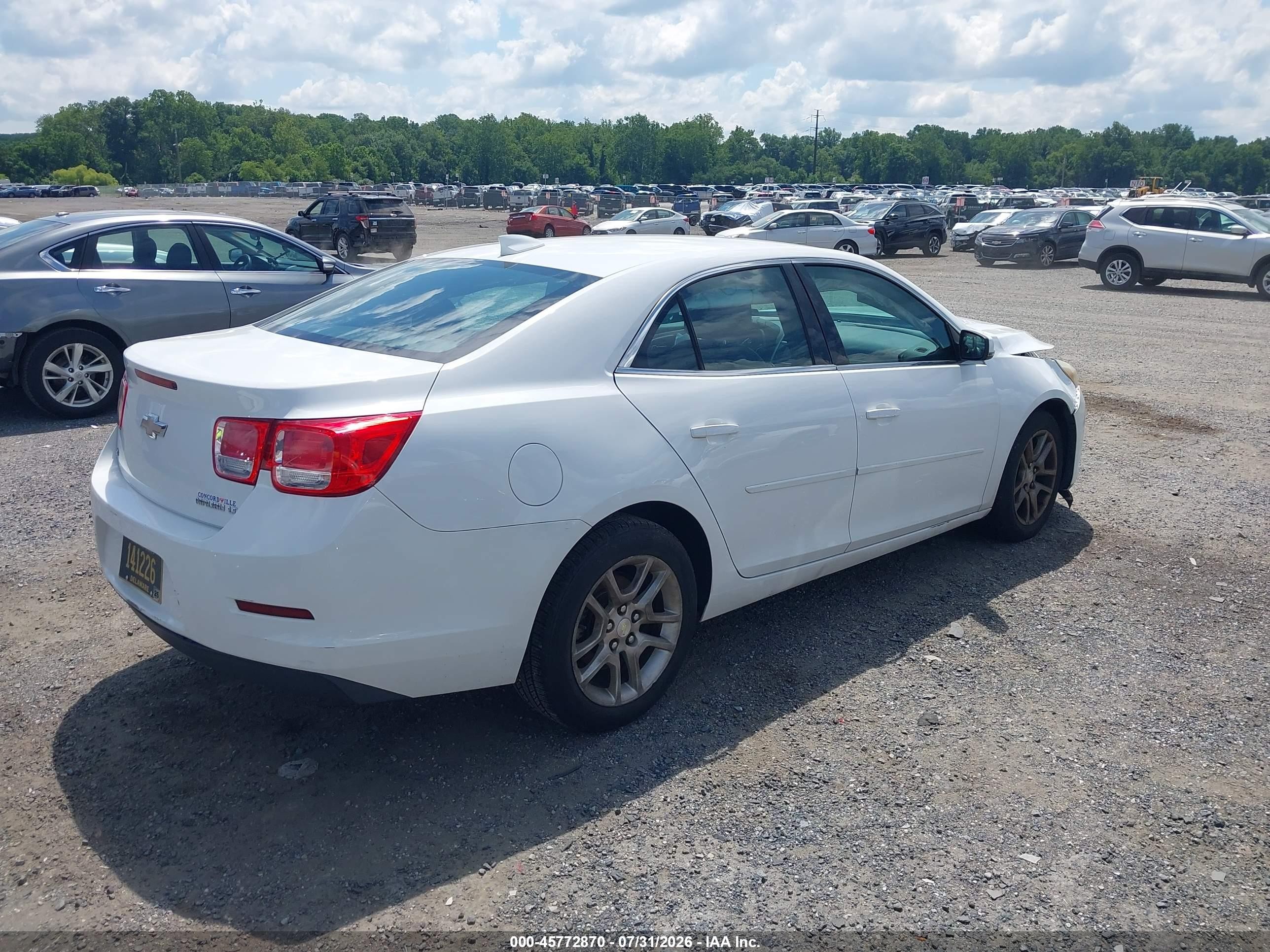 2015 Chevrolet Malibu 1lt Белый vin: 1G11C5SL8FF236667