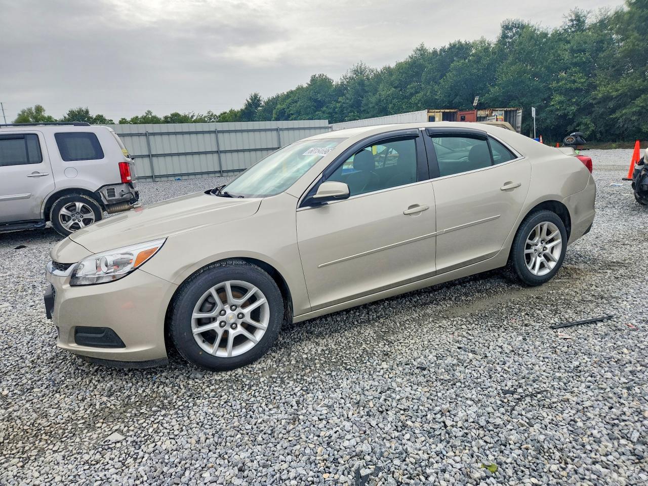 2015 Chevrolet Malibu 1lt Кремовый vin: 1G11C5SL8FF237897