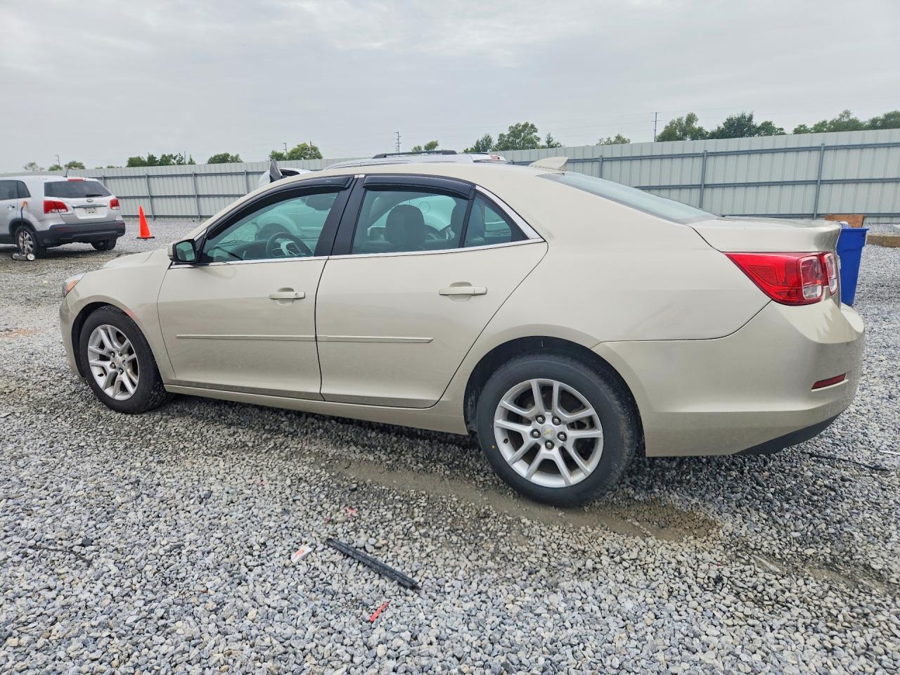 2015 Chevrolet Malibu 1lt Кремовый vin: 1G11C5SL8FF237897