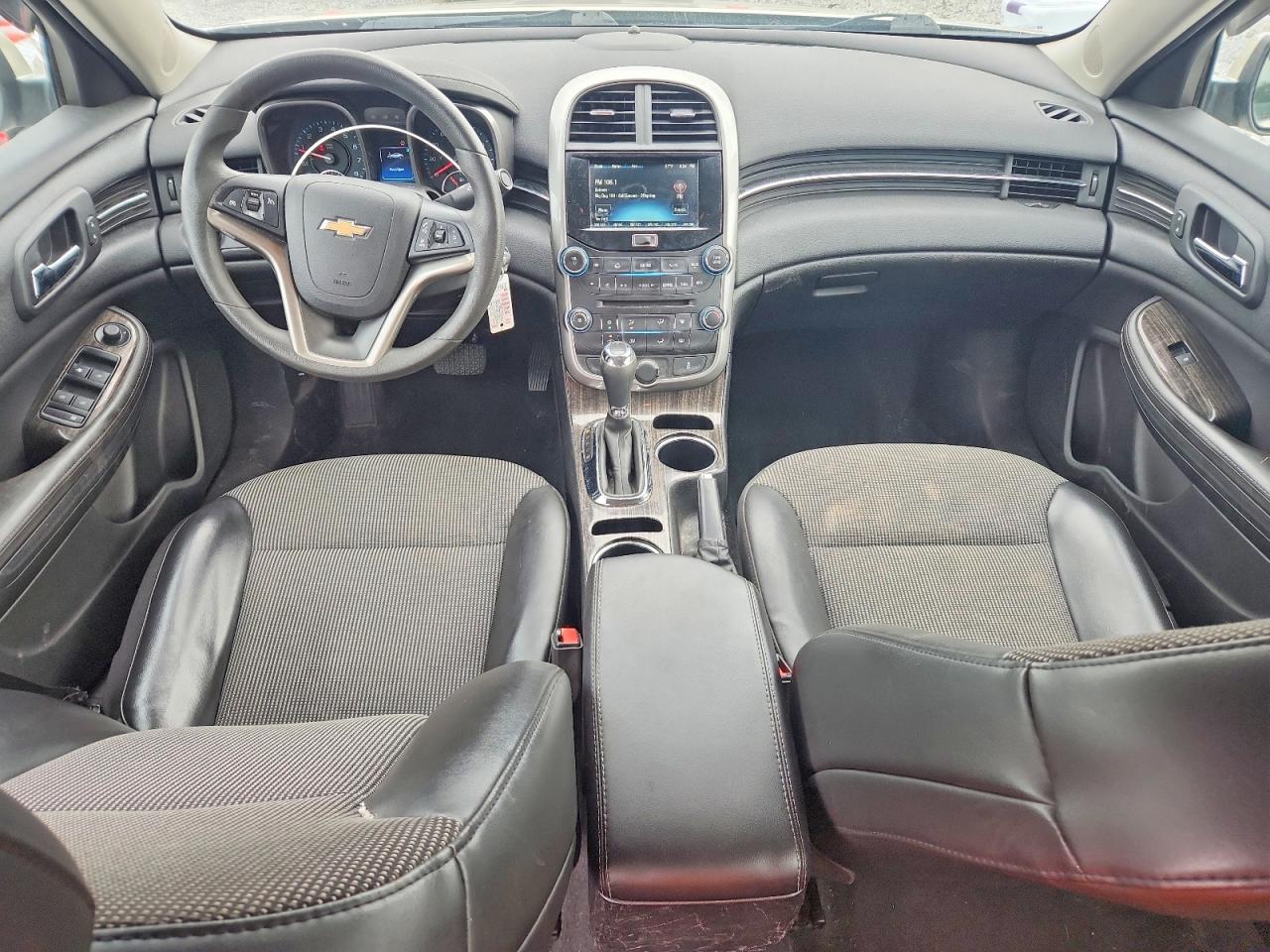 2015 Chevrolet Malibu 1lt Кремовый vin: 1G11C5SL8FF237897