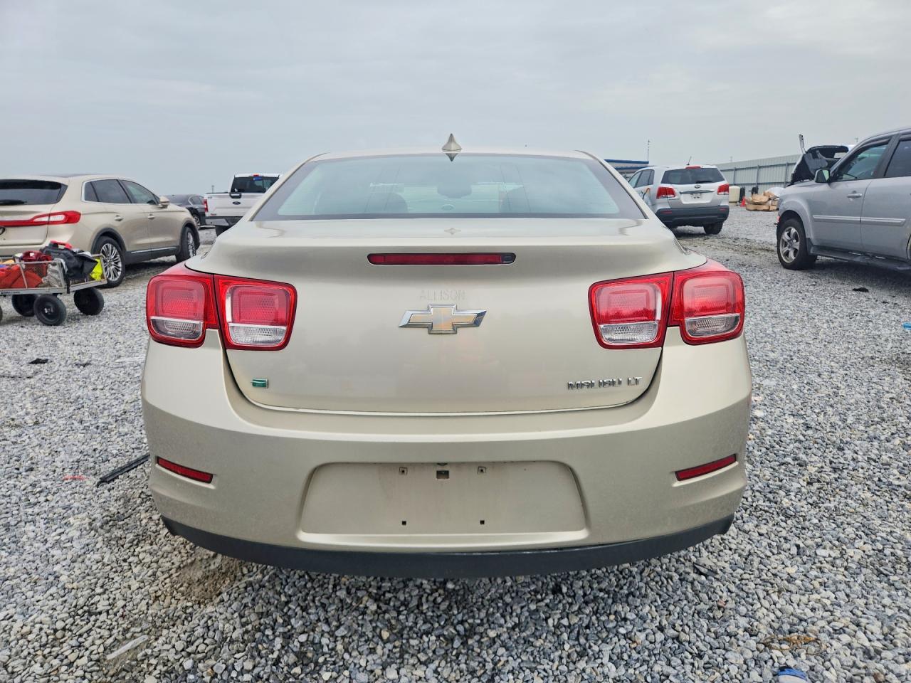 2015 Chevrolet Malibu 1lt Кремовый vin: 1G11C5SL8FF237897