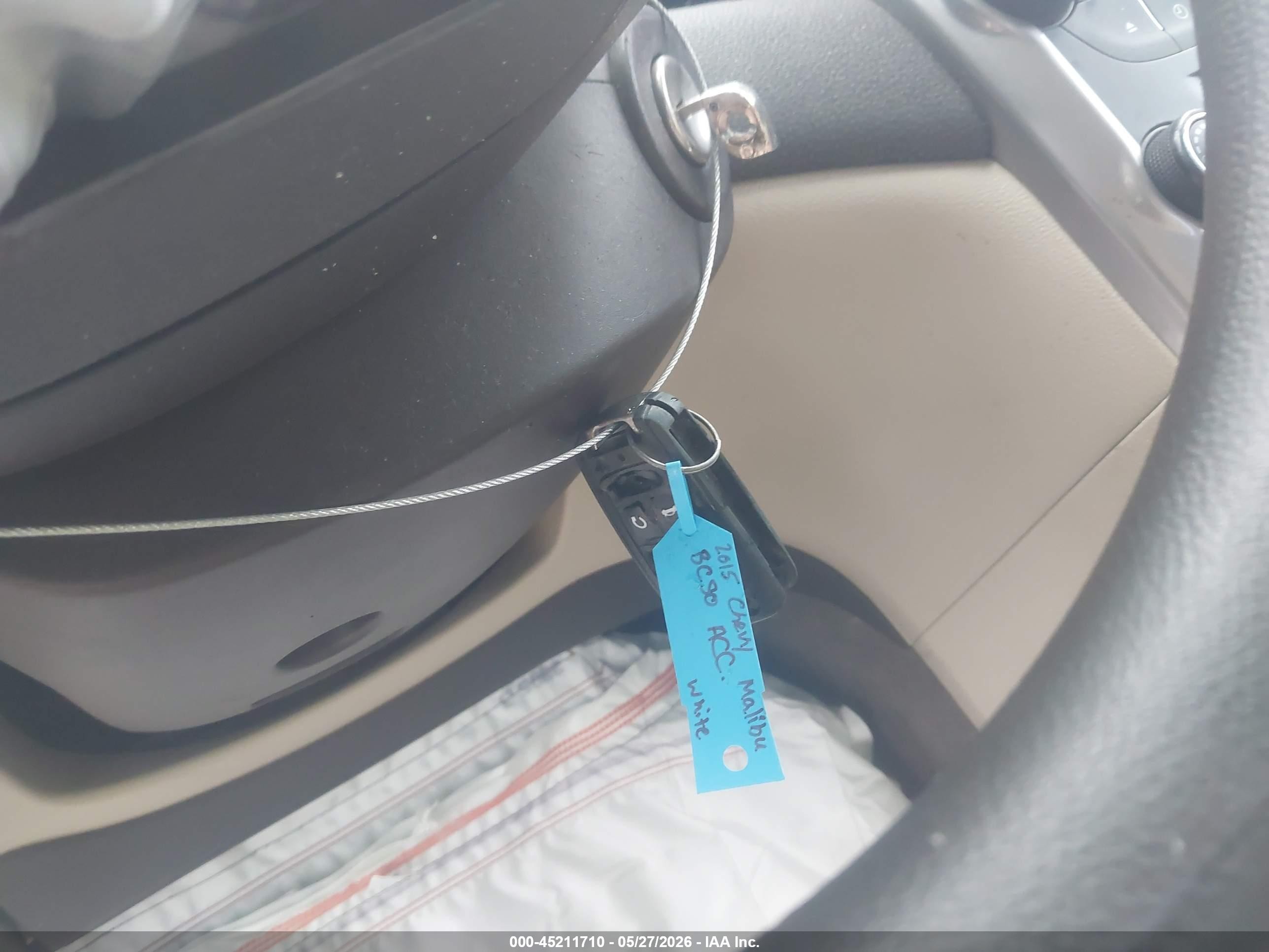 2015 Chevrolet Malibu 1lt Белый vin: 1G11C5SL8FF273413
