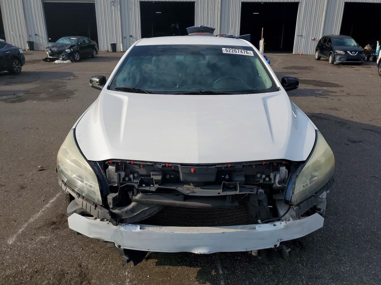 2015 Chevrolet Malibu 1lt White vin: 1G11C5SL8FU117108