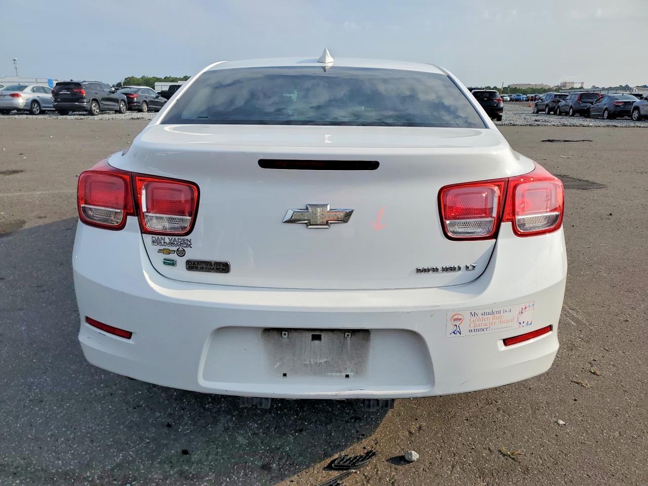 2015 Chevrolet Malibu 1lt White vin: 1G11C5SL8FU117108